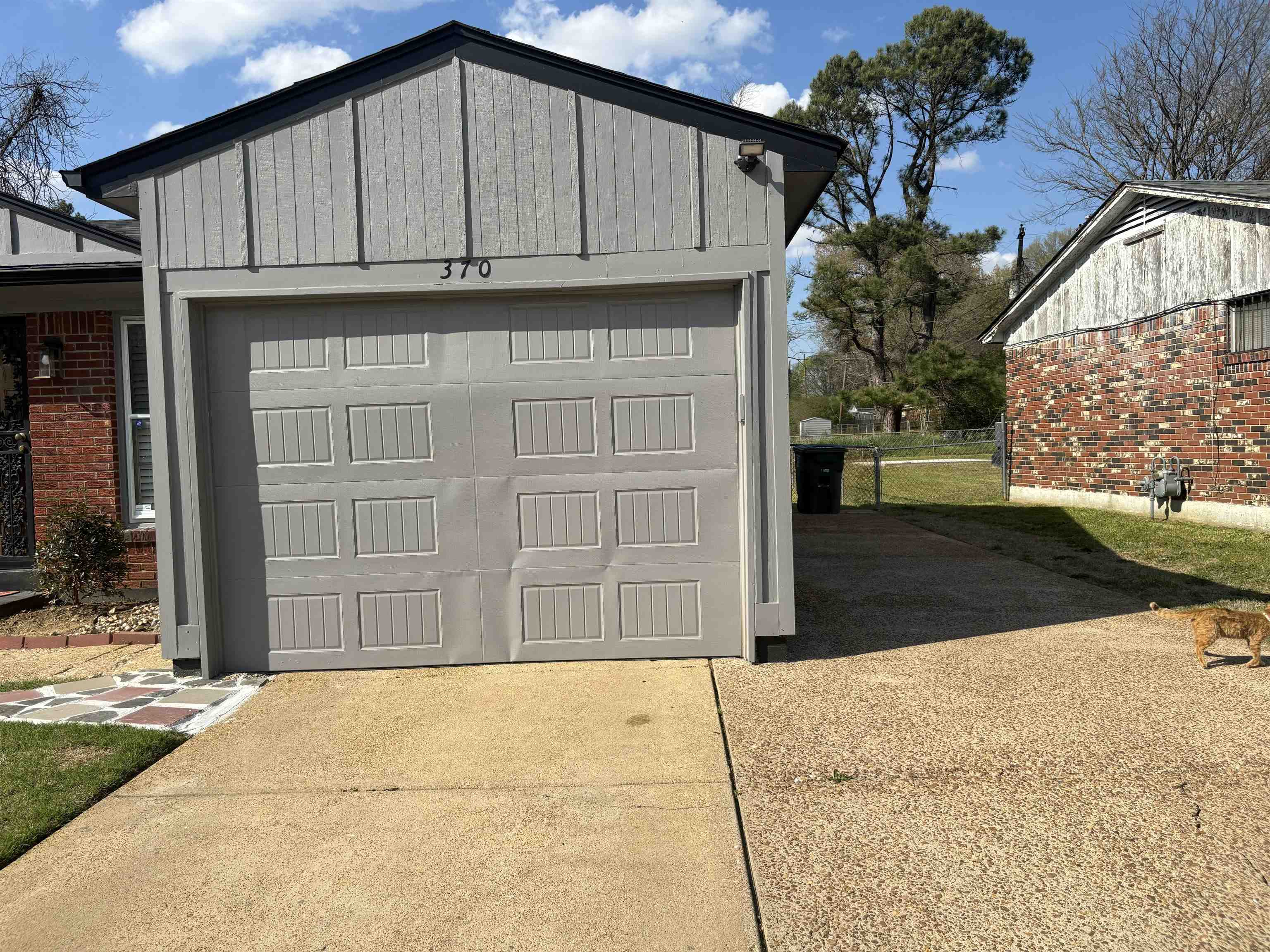 370 Lillian Dr Property Photo 5