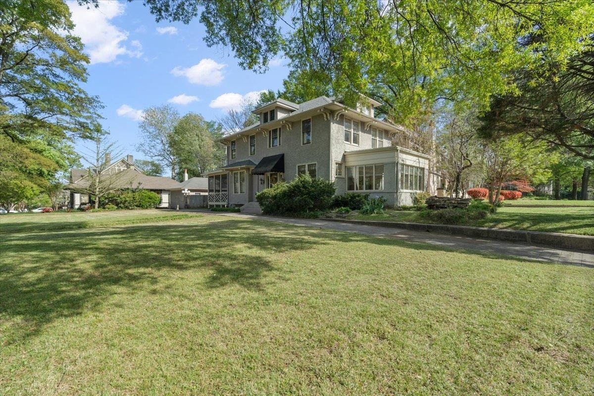 660 S MCLEAN BLVD Property Photo 1