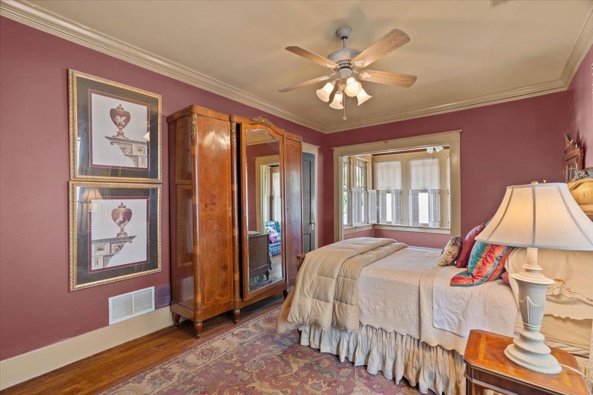 660 S Mclean Blvd Property Photo 20