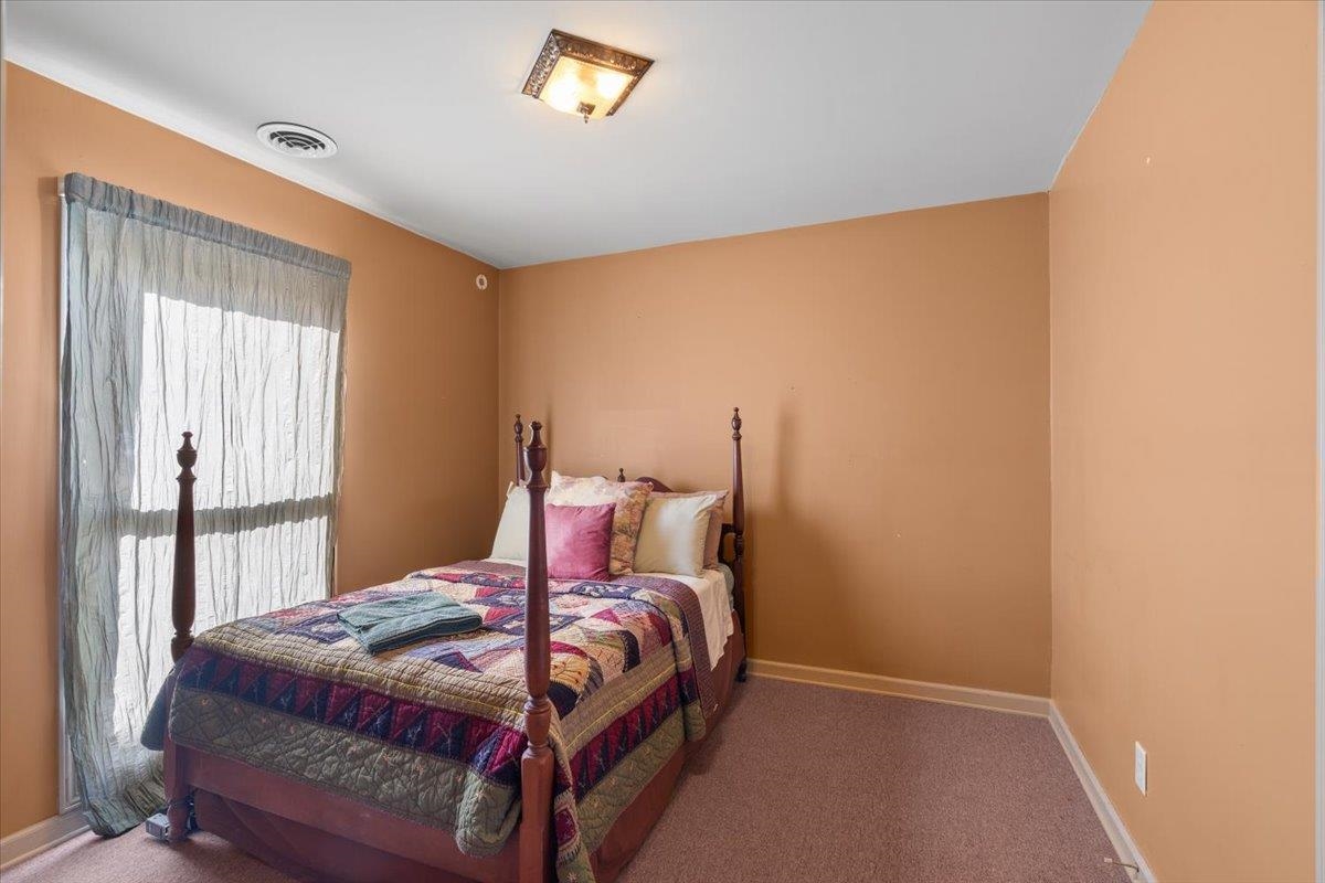 660 S Mclean Blvd Property Photo 35