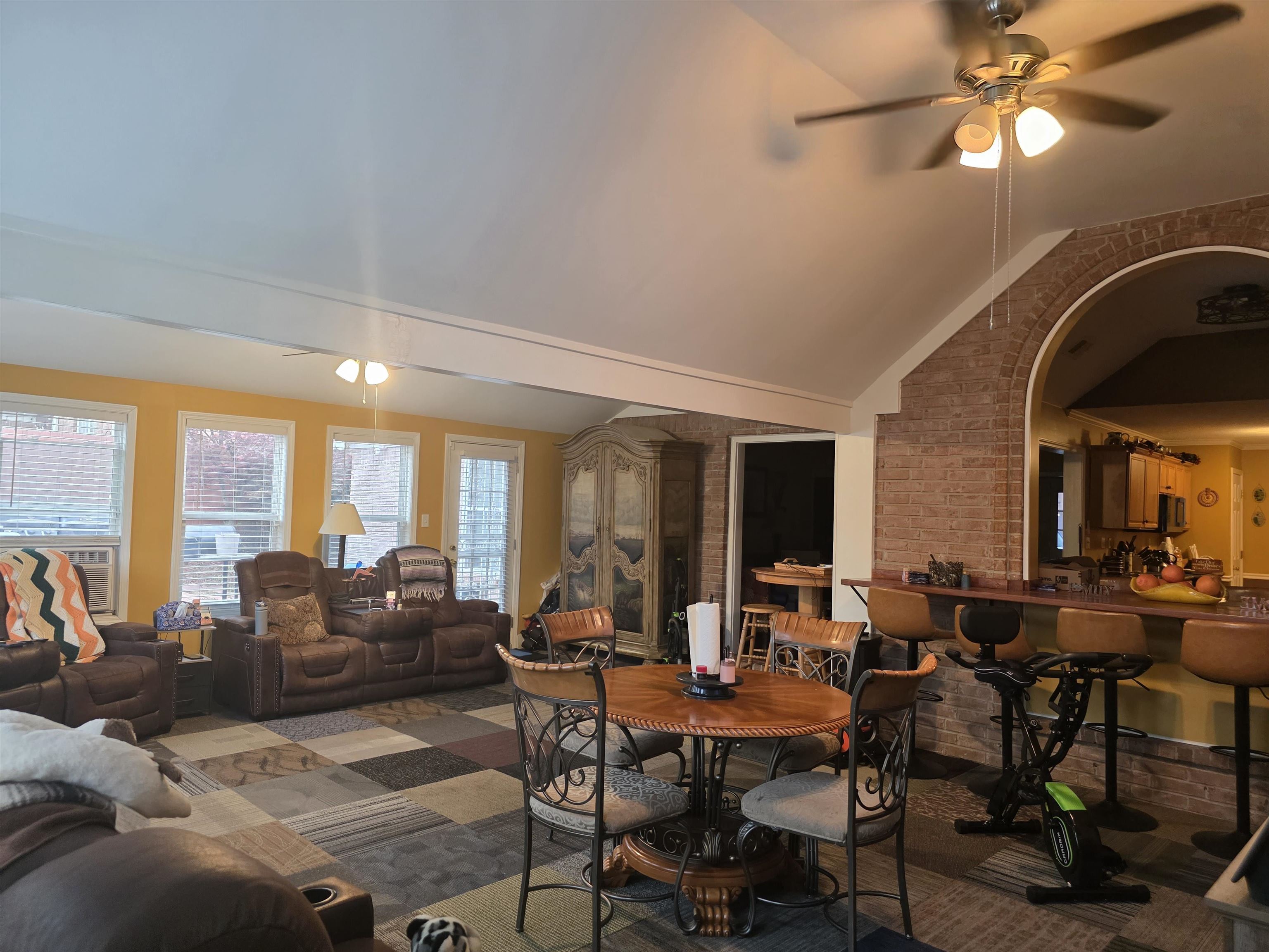 6188 Frances Woods Dr Property Photo 4