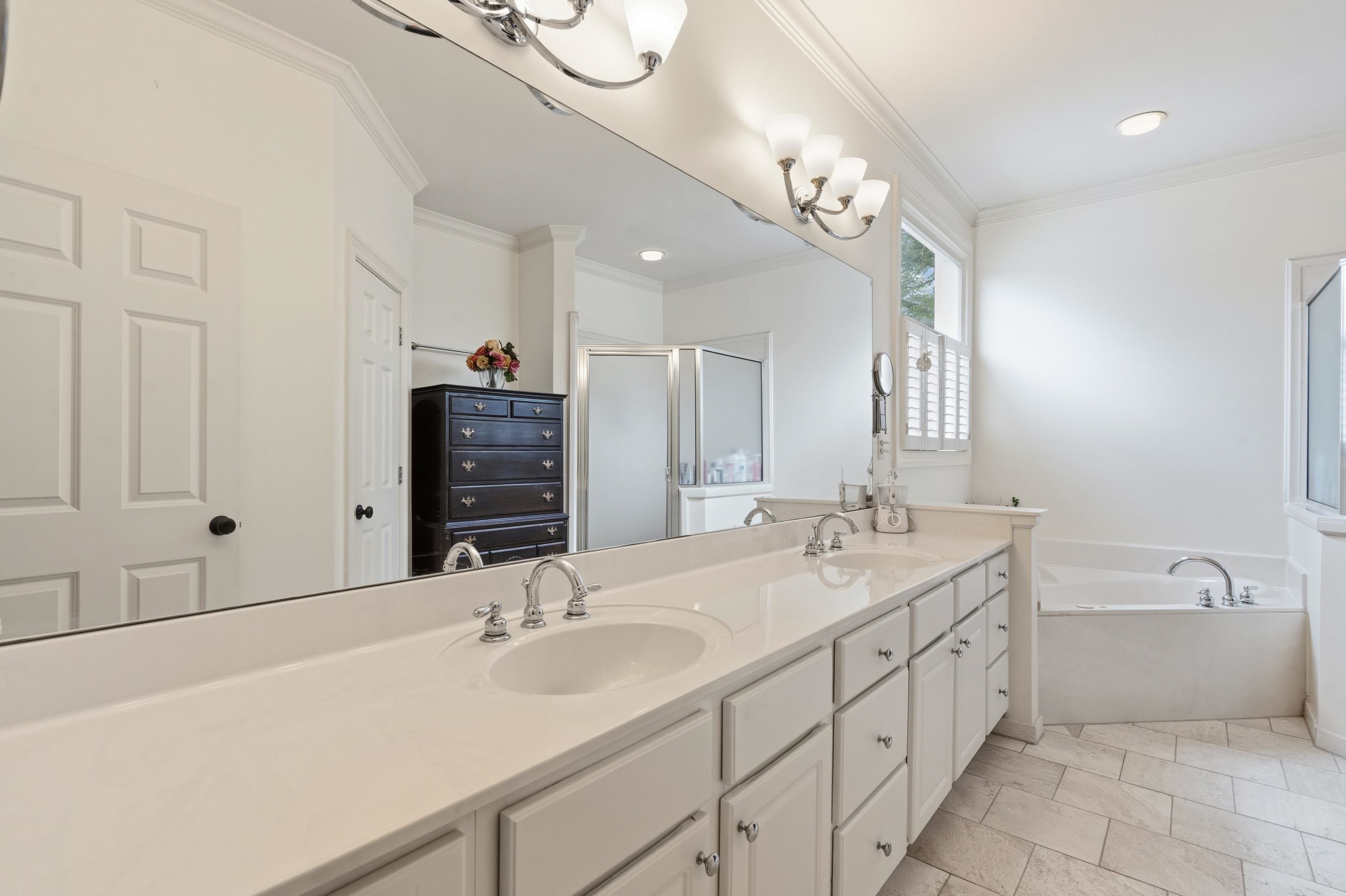 182 Harbor Isle Cir Property Photo 18