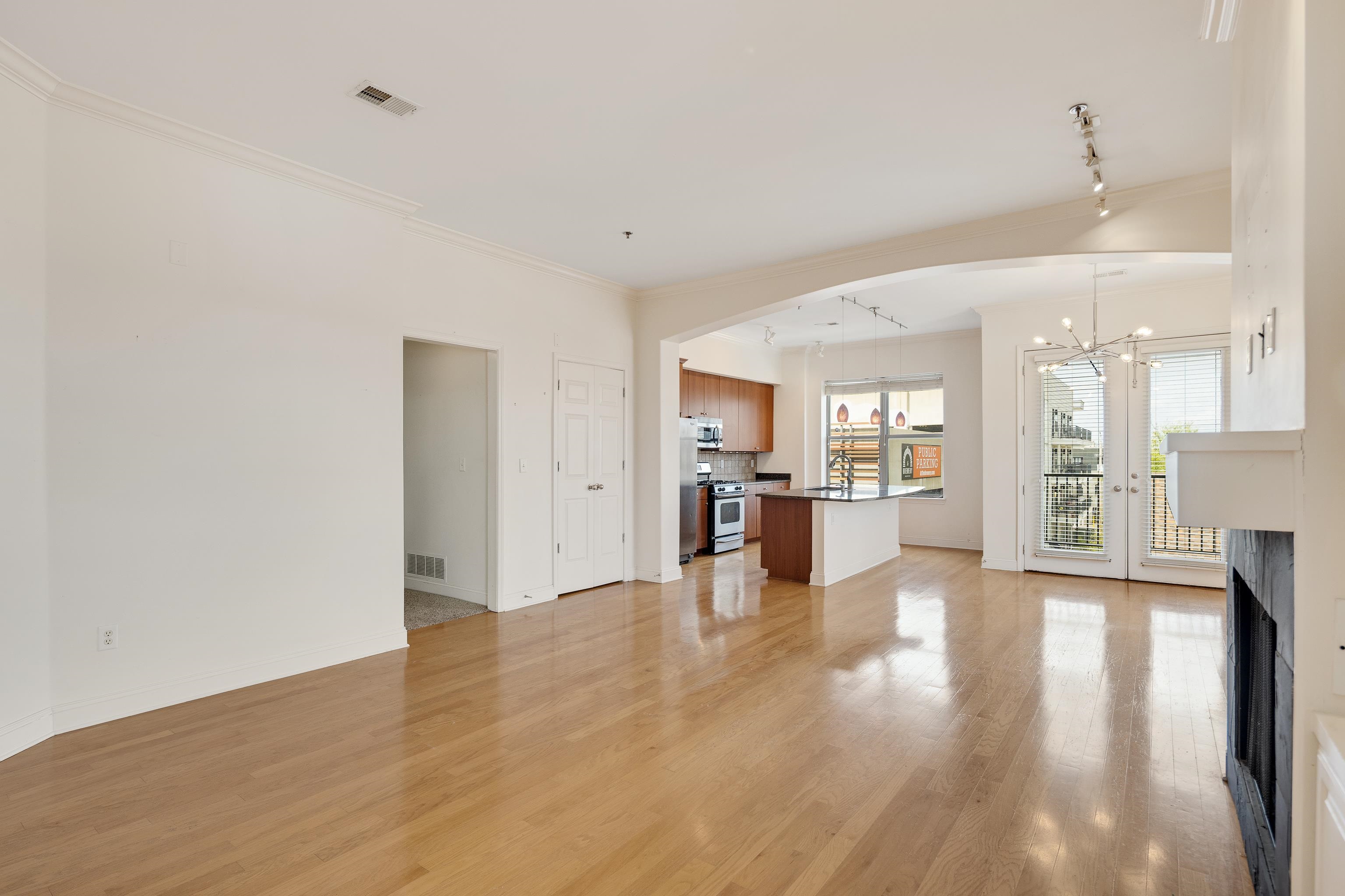 21 Mina Ave 309 Property Photo 14