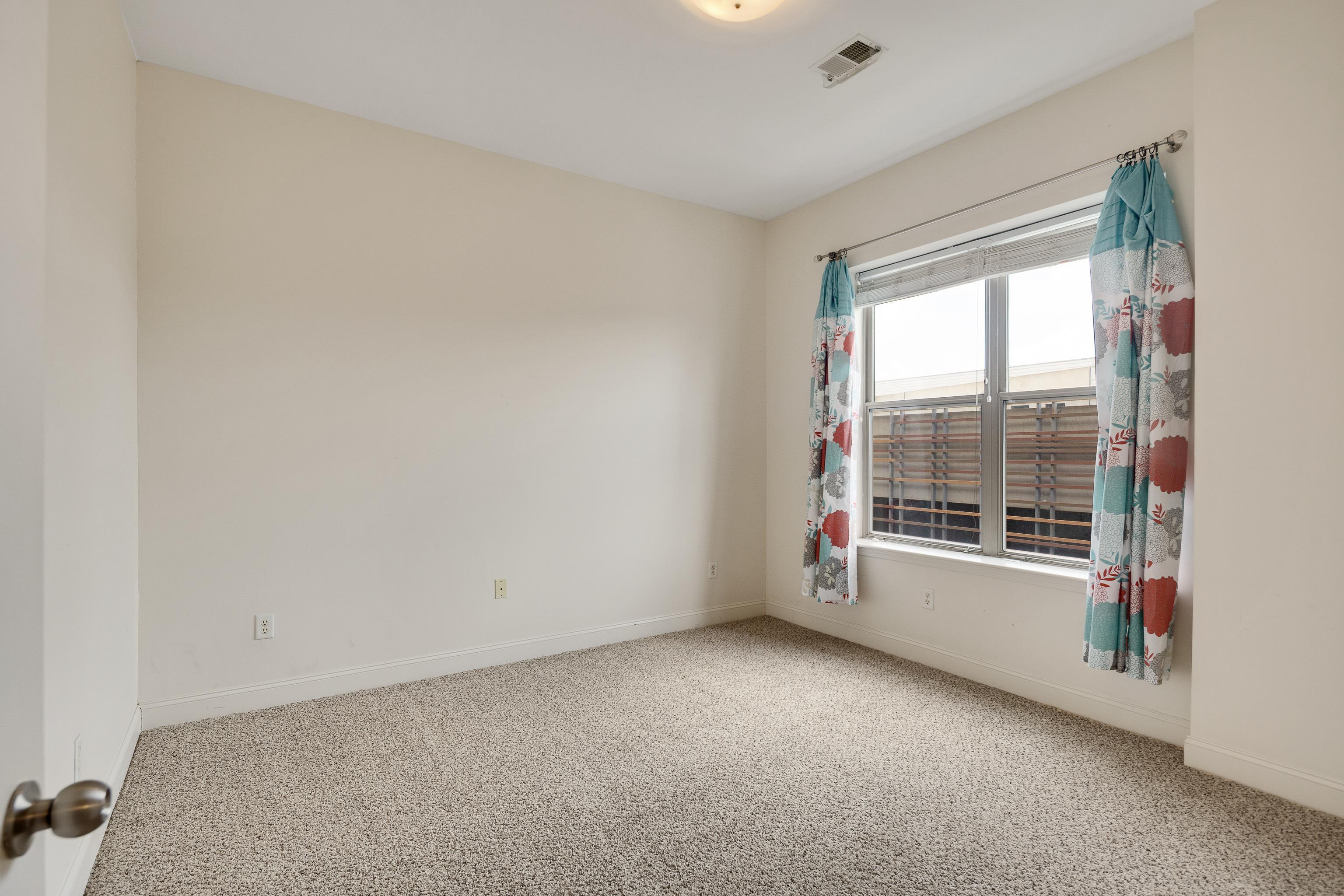 21 Mina Ave 309 Property Photo 30