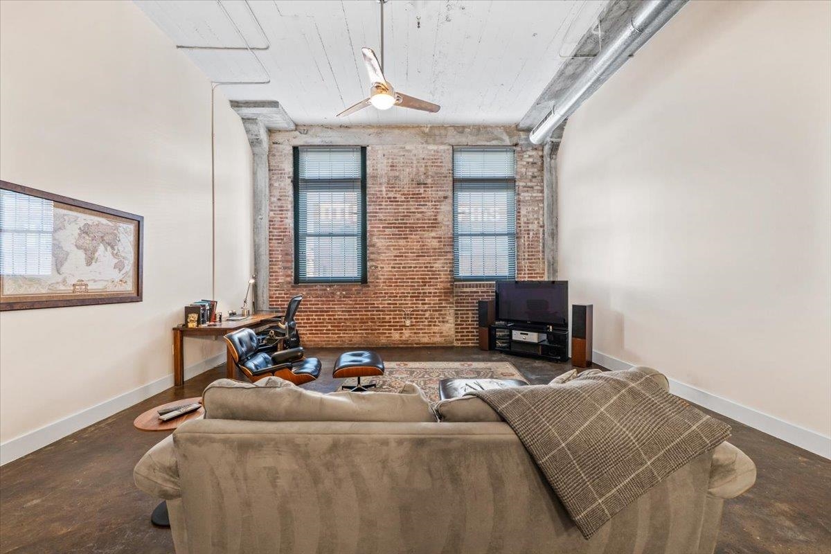 505 Tennessee St 309 Property Photo 21