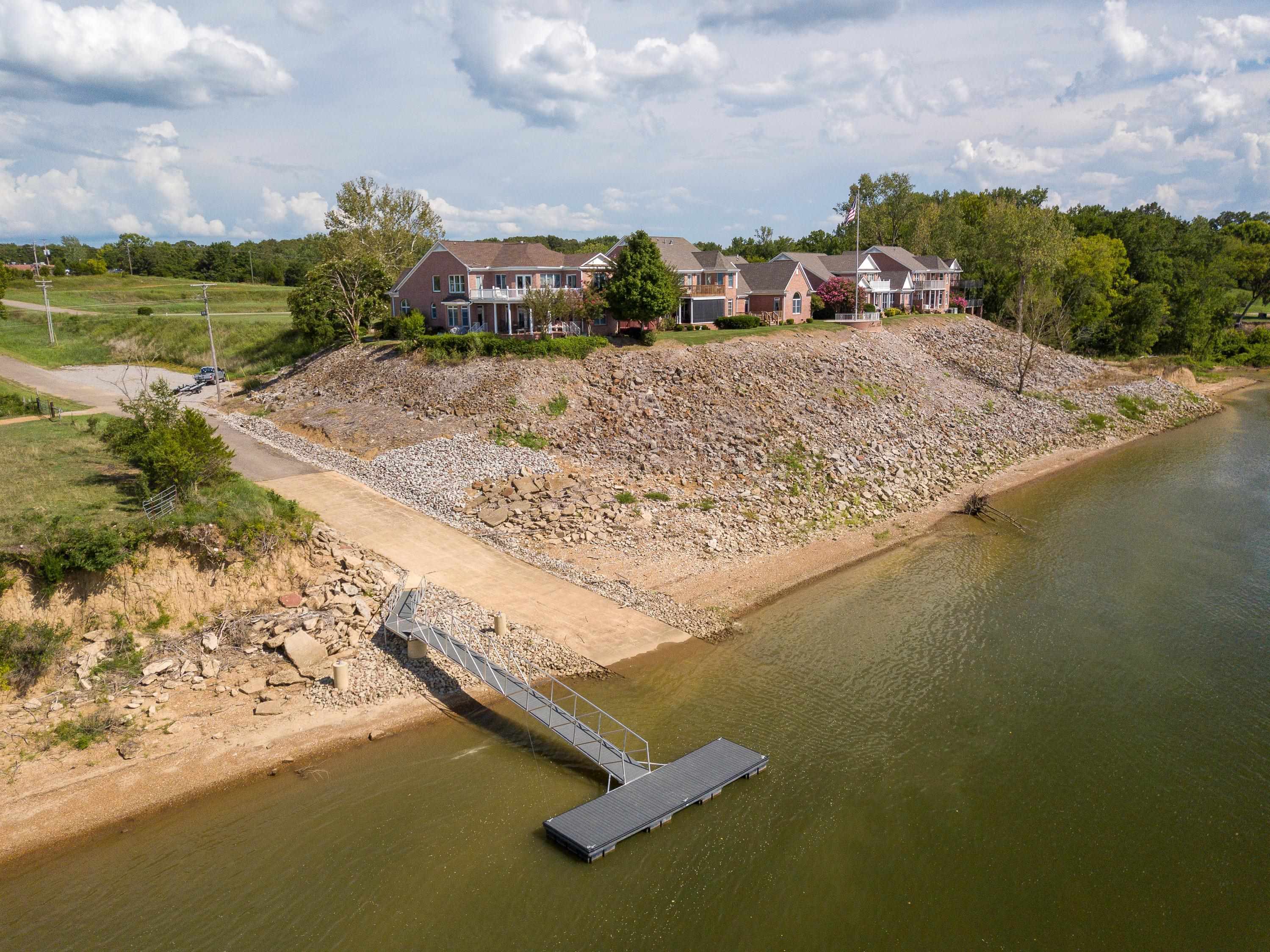 156c Aquaticview Way Property Photo 14