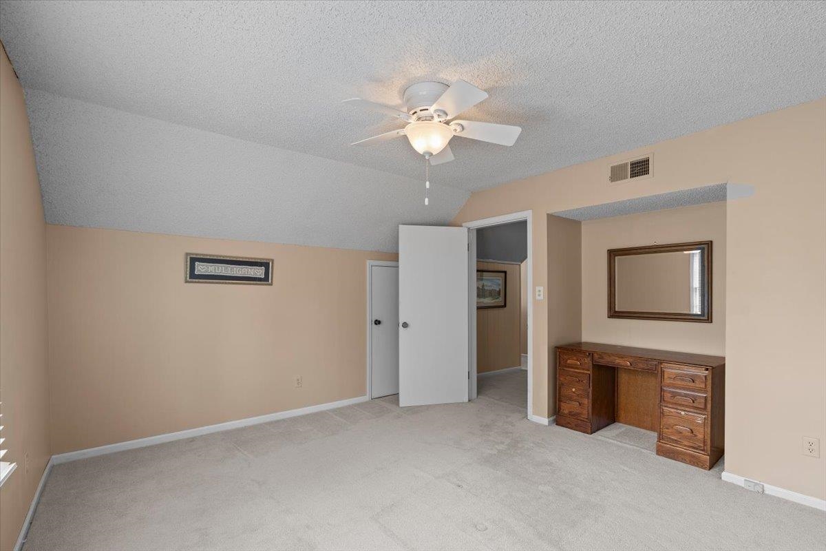 7764 Cross Village Dr Property Photo 28