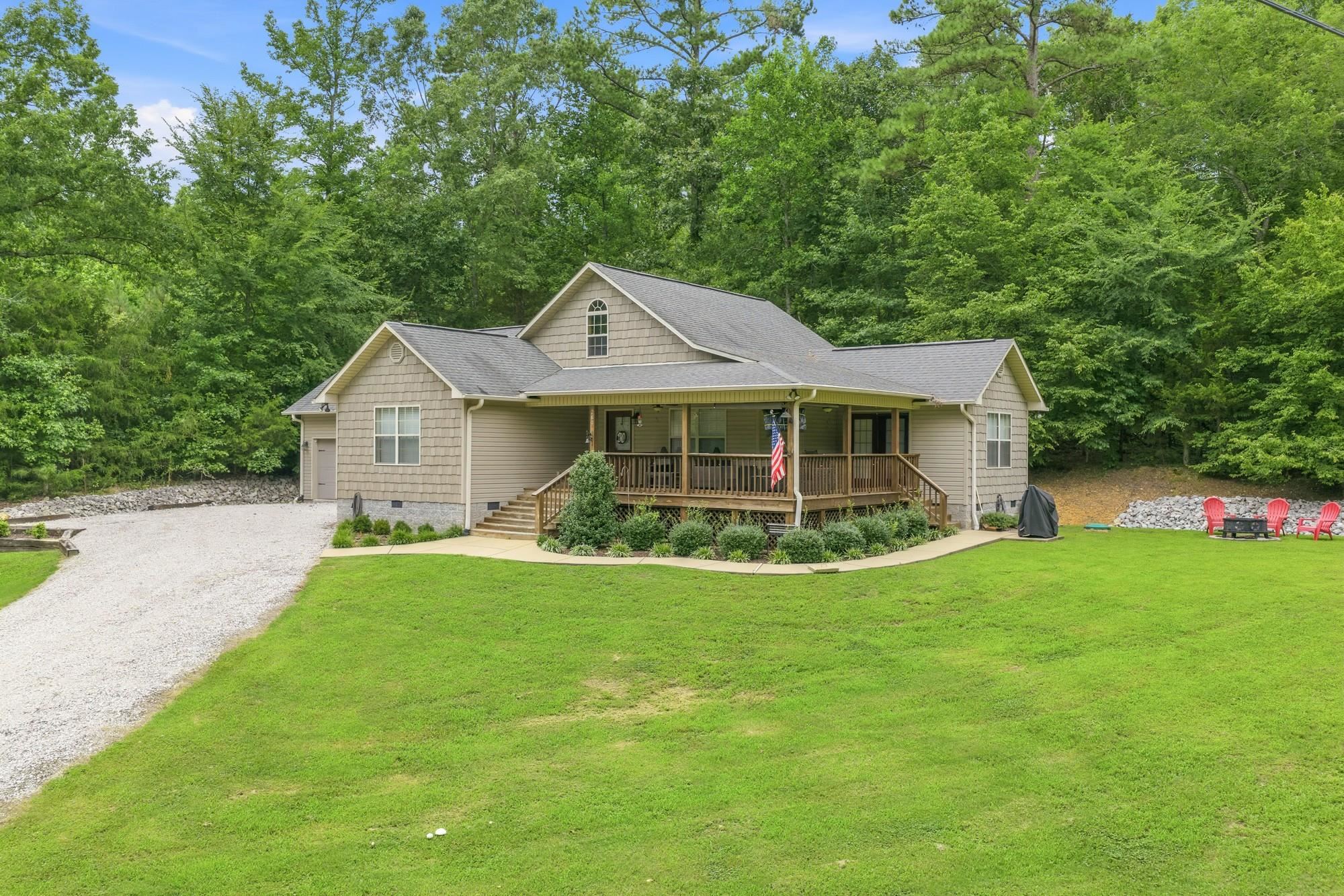280 Iron Horse Trl Property Photo 2