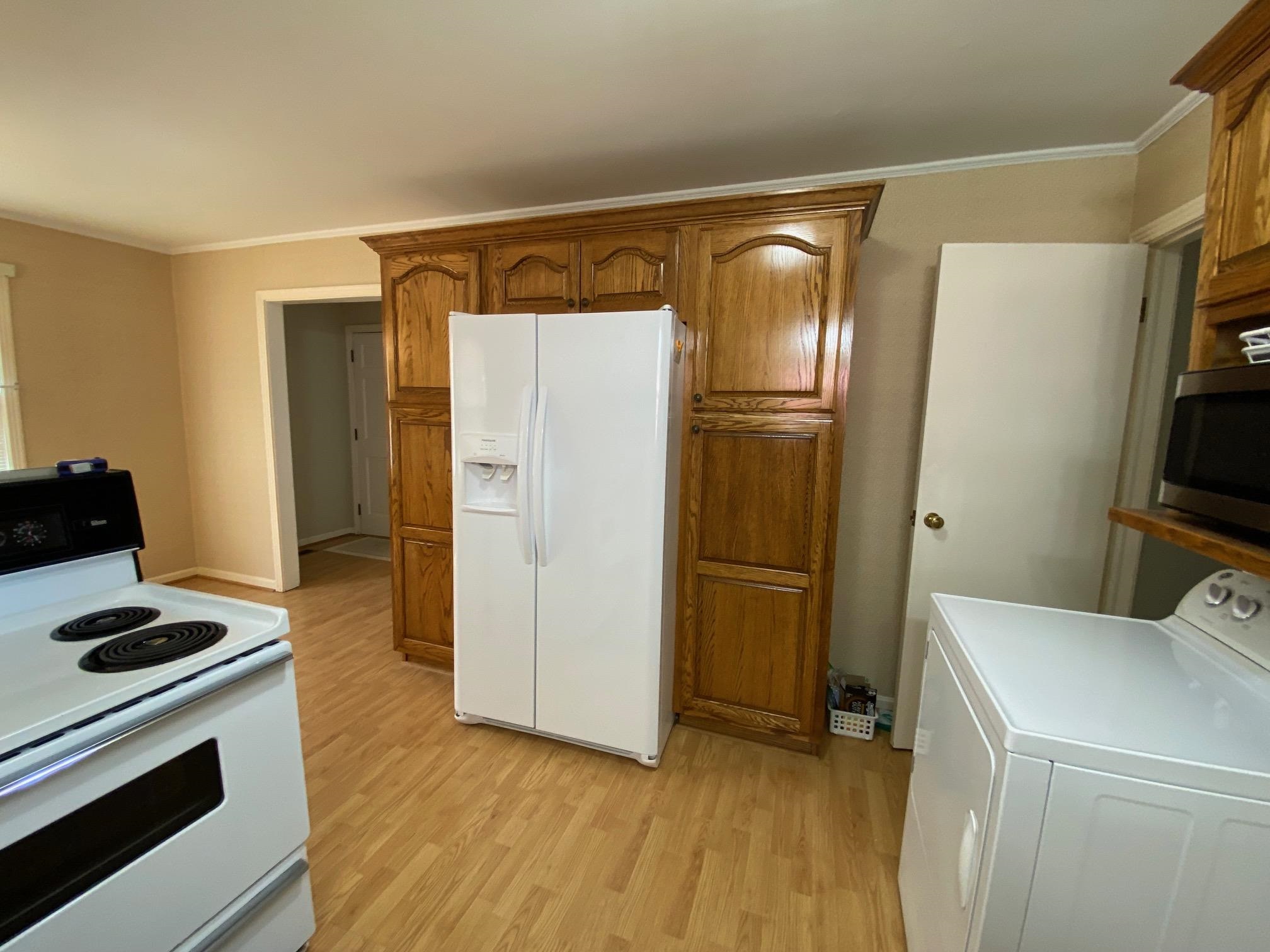 35 Robertson St Property Photo 4
