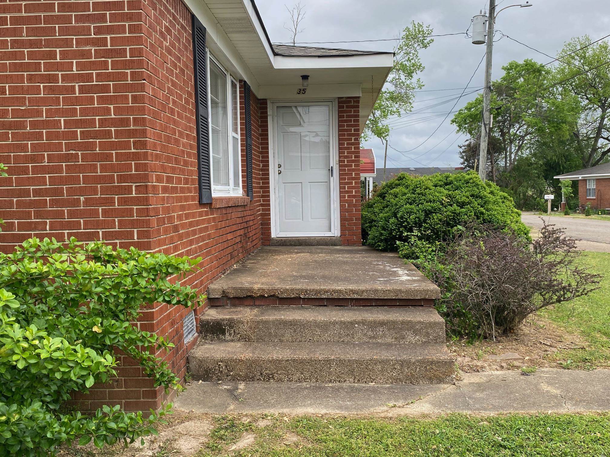 35 Robertson St Property Photo 24
