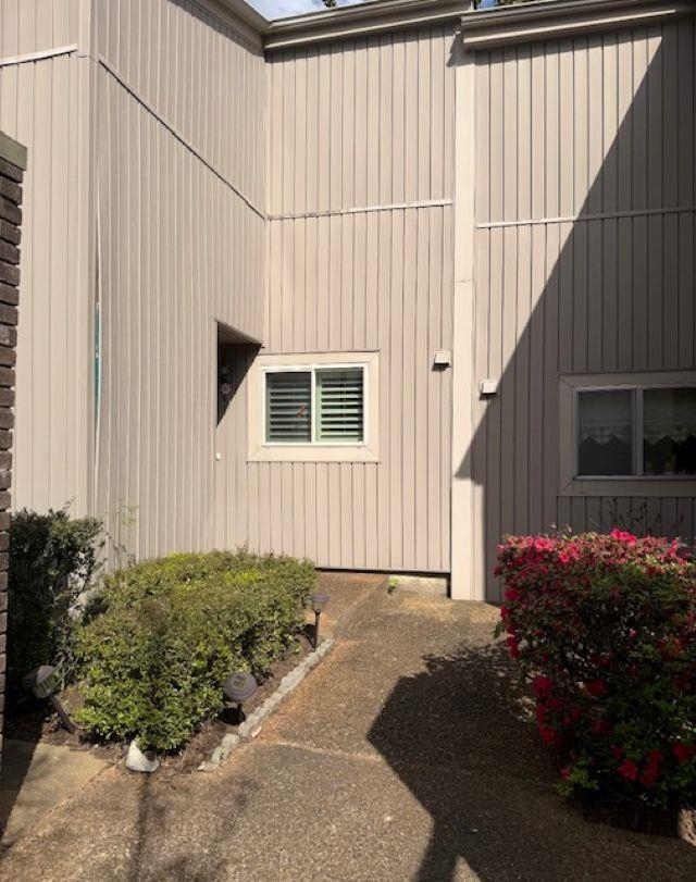 806 Thistledown Dr 1303 Property Photo 5