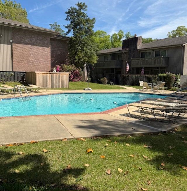 806 Thistledown Dr 1303 Property Photo 28