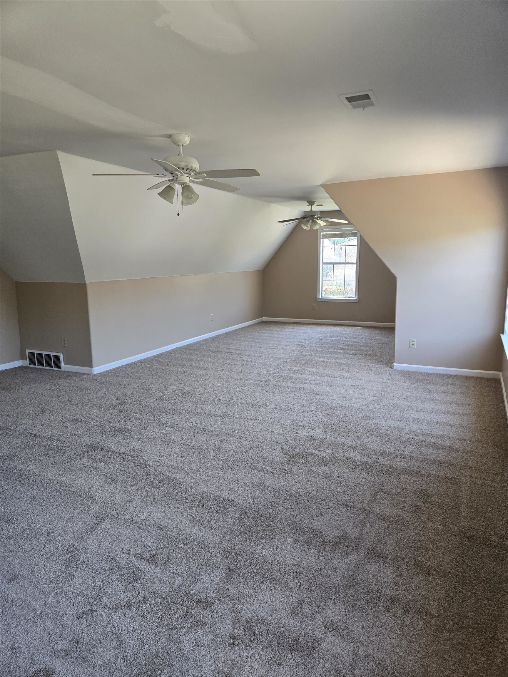 5186 Guffin Road Rd Property Photo 10