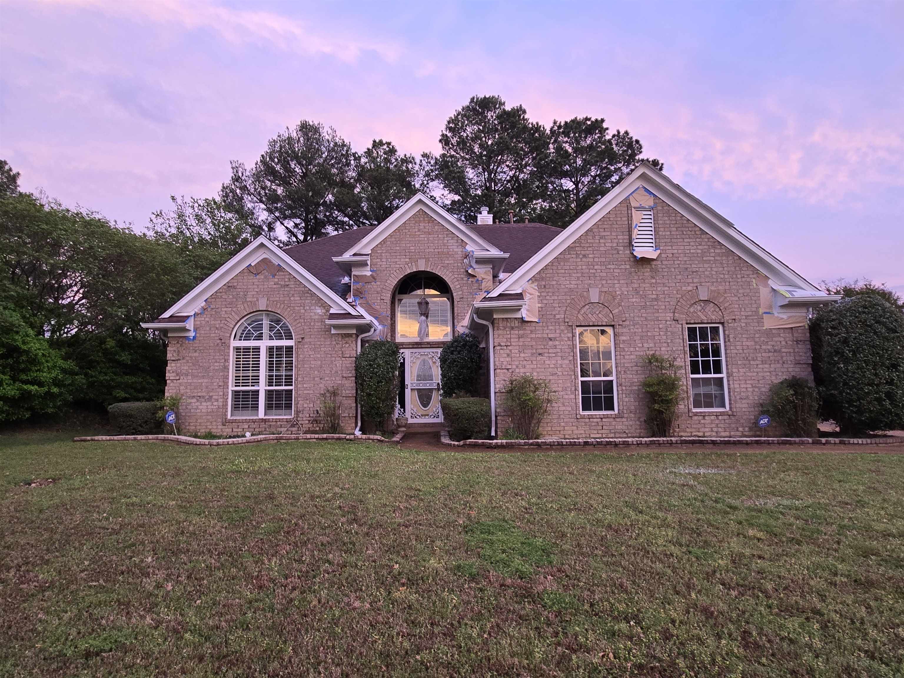4860 RIVERCREST LN Property Photo 1