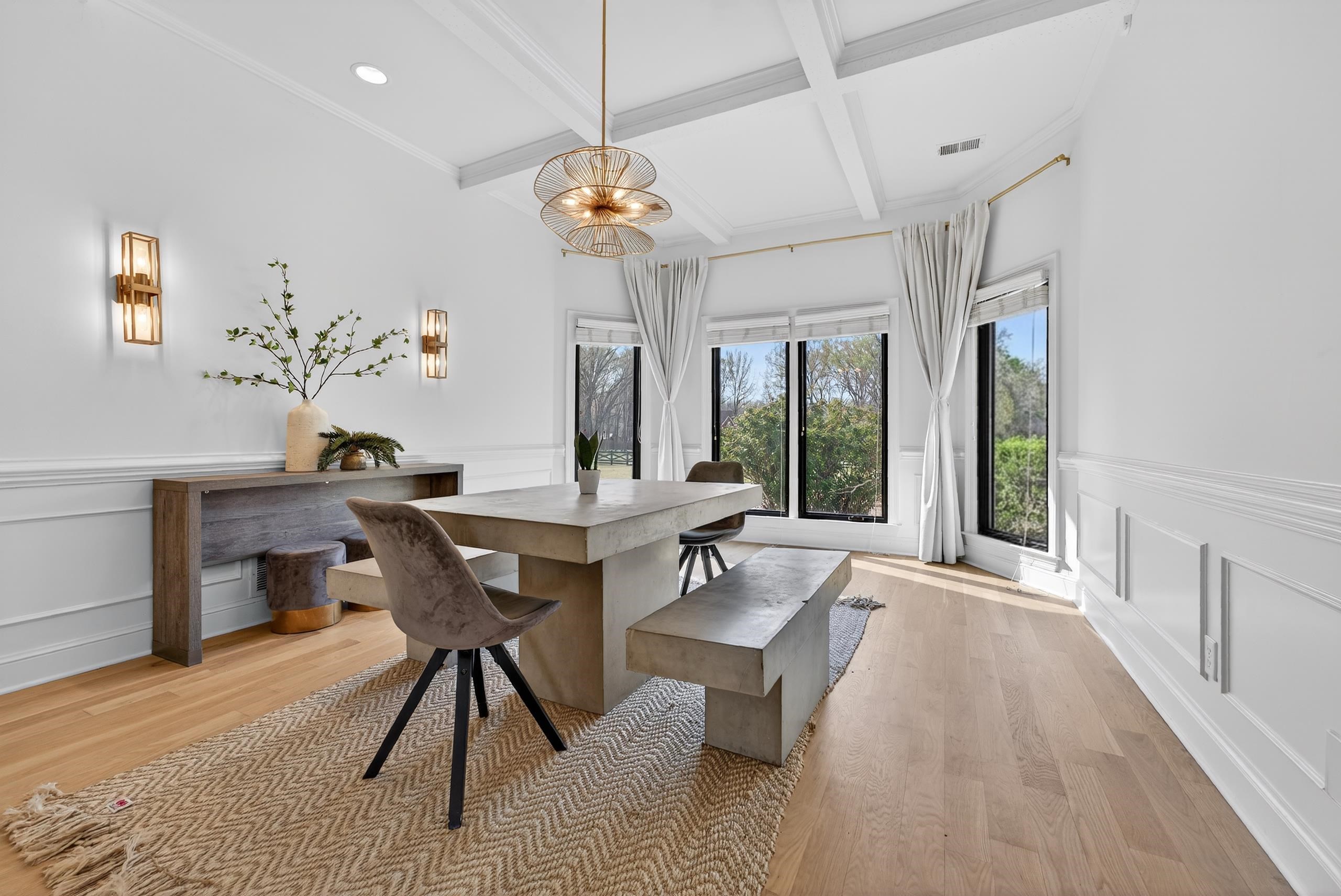 9376 Forest Wind Cv Property Photo 6