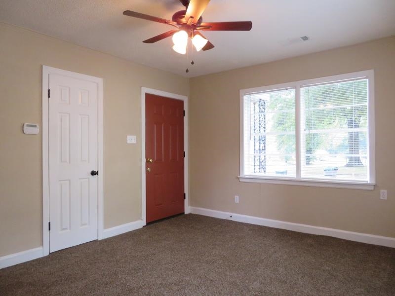 508 E Dison Ave Property Photo 2