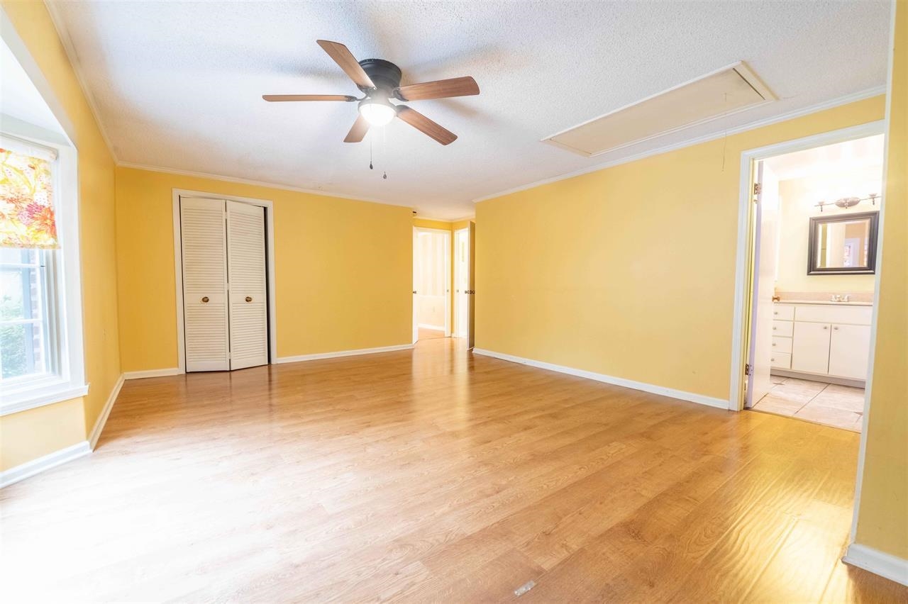 8497 Bergen Cv Property Photo 12