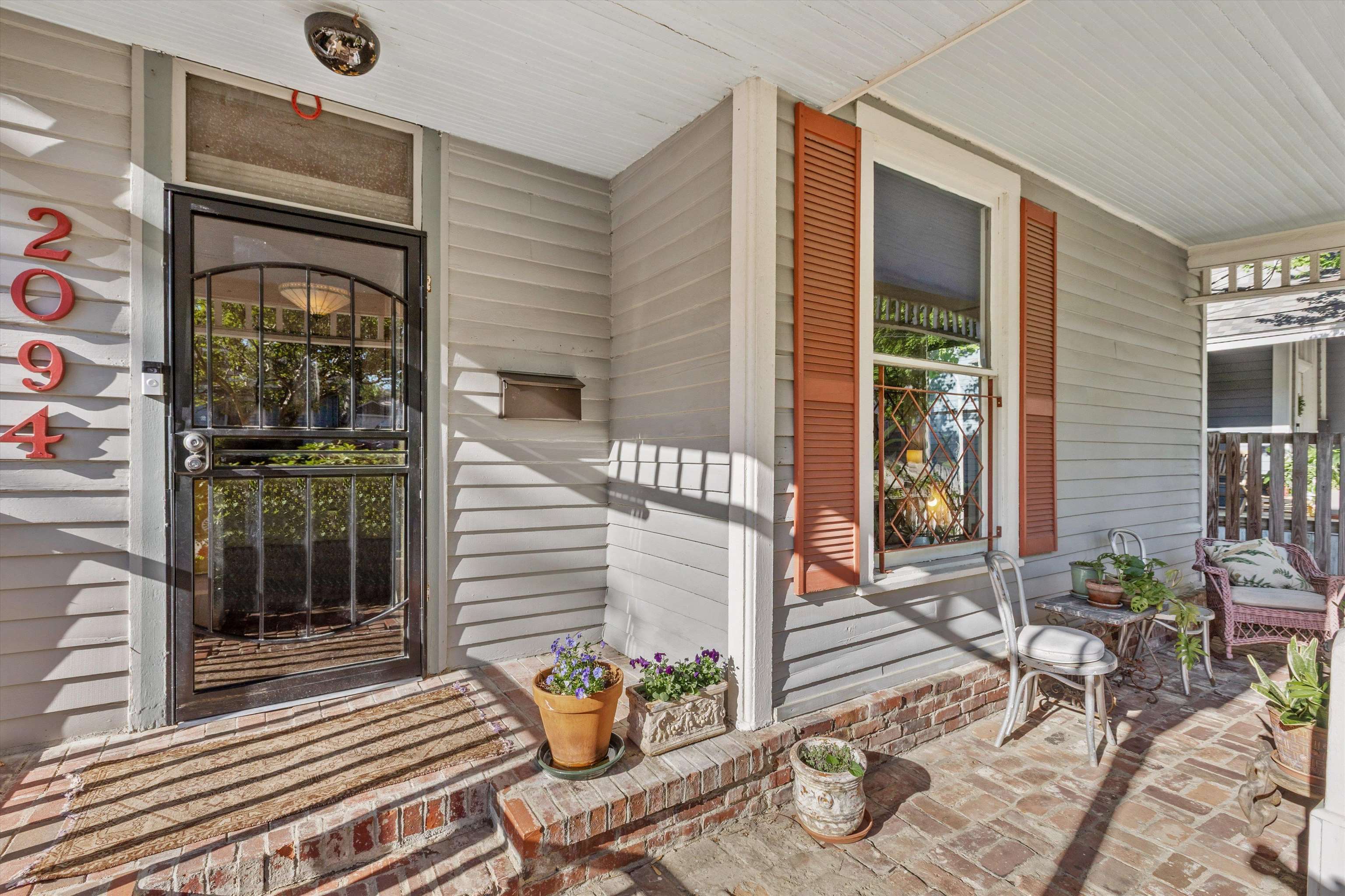 2094 Carr Ave Property Photo 2