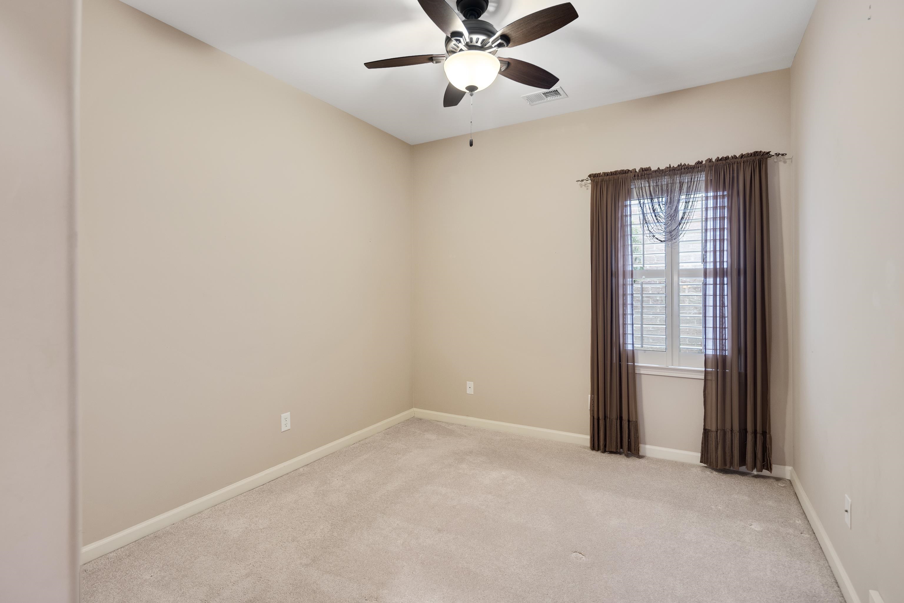 1620 S Ryamar Cv Property Photo 27