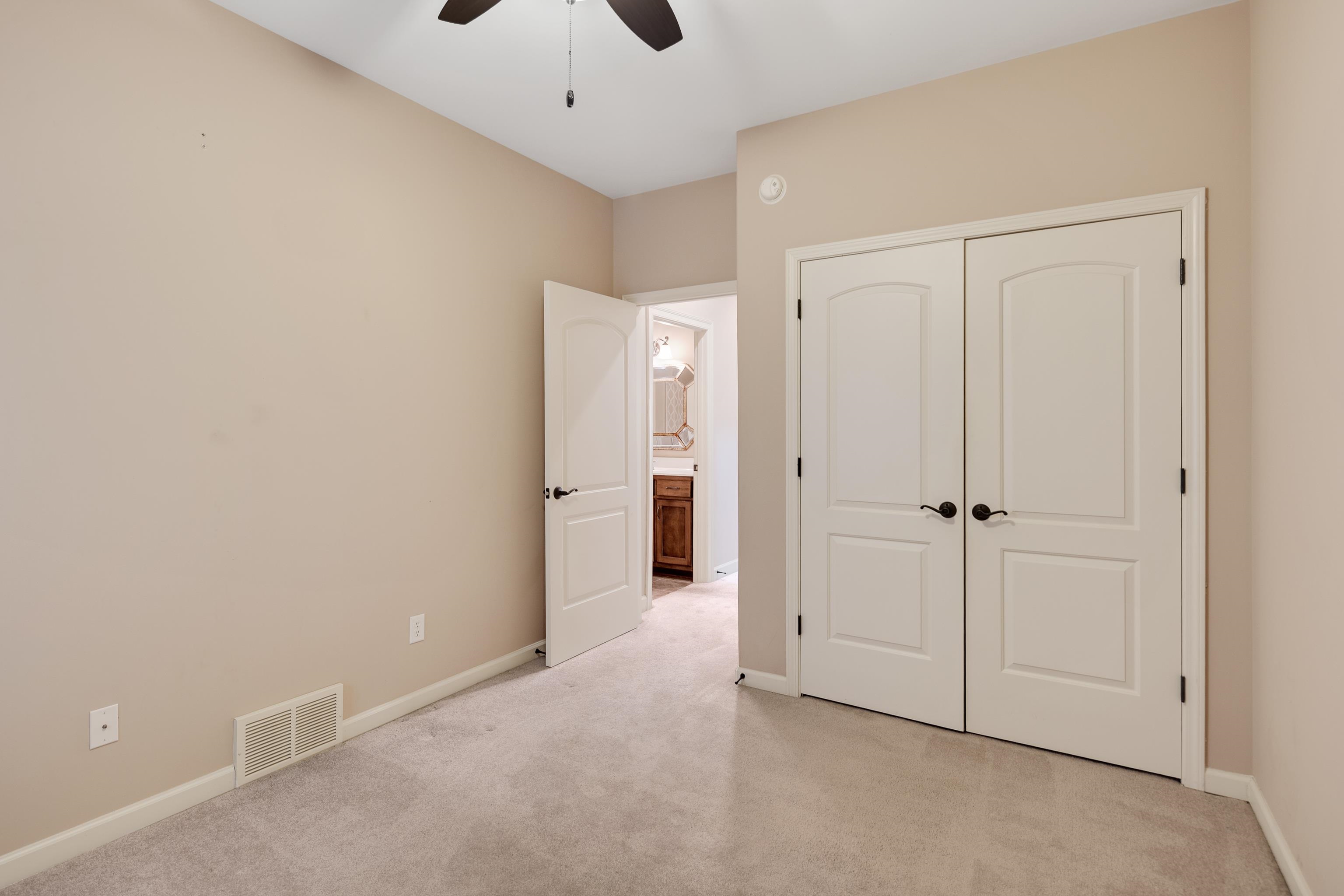 1620 S Ryamar Cv Property Photo 28