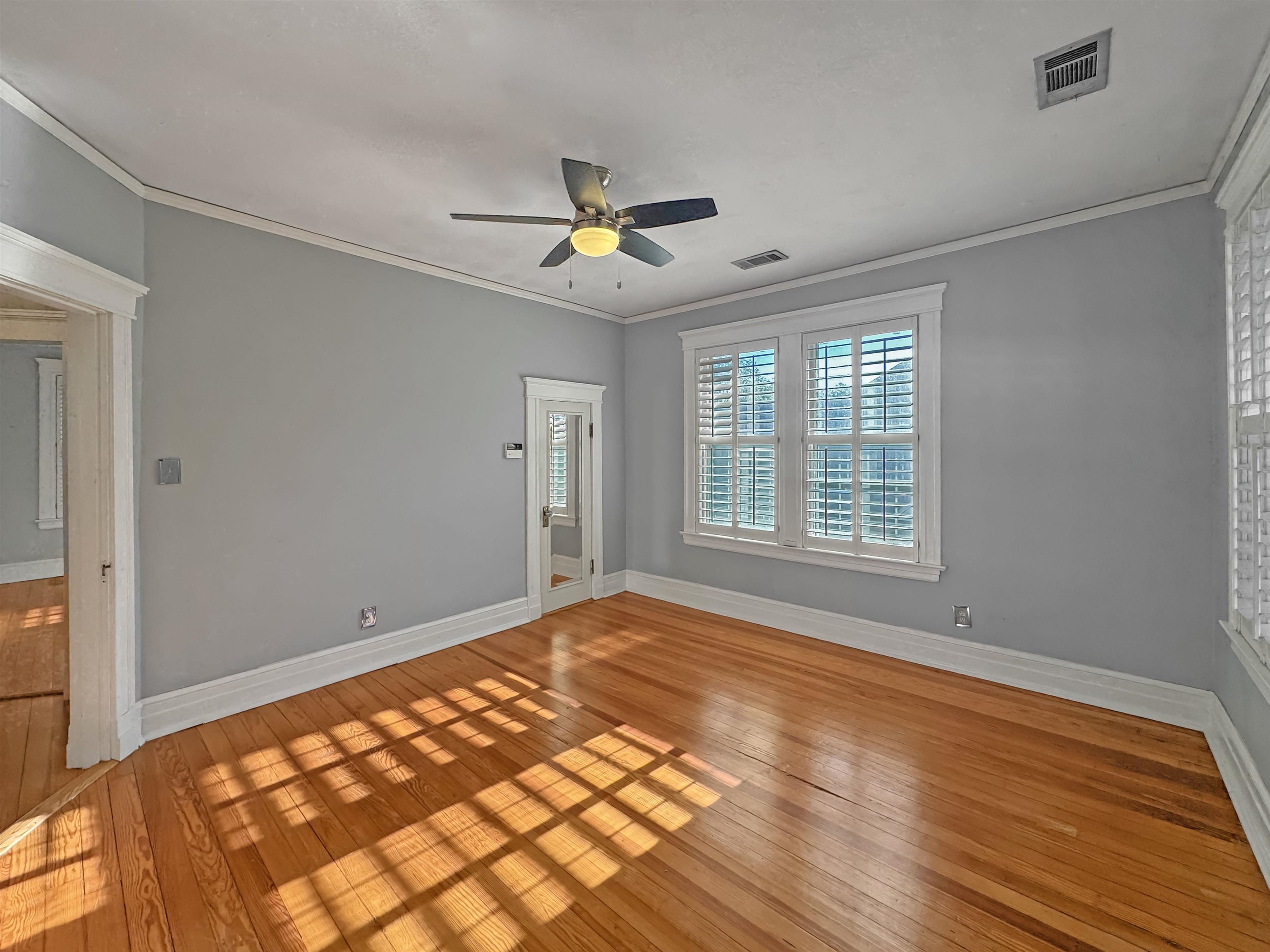 1867 Cowden Ave Property Photo 29