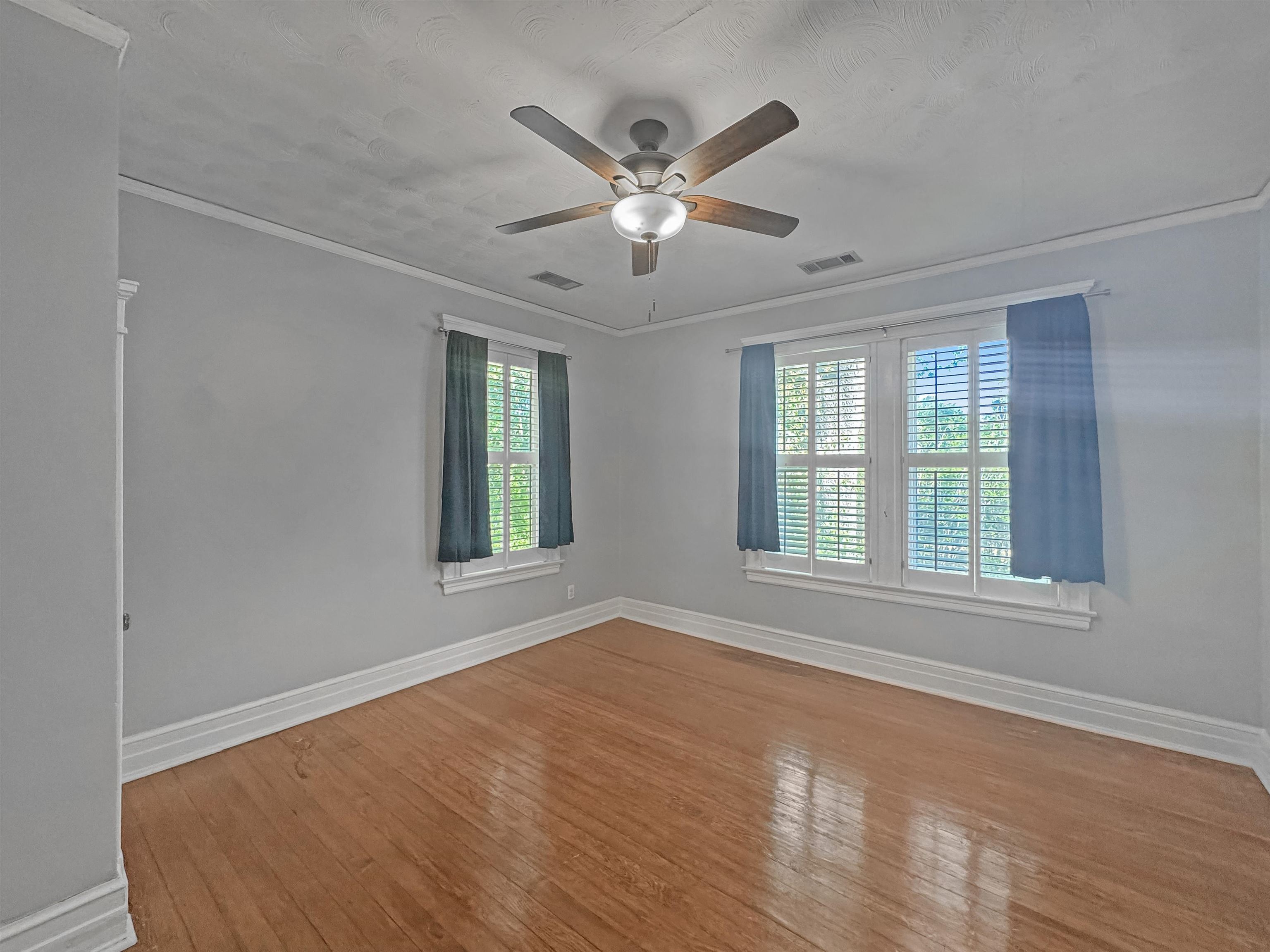 1867 Cowden Ave Property Photo 35