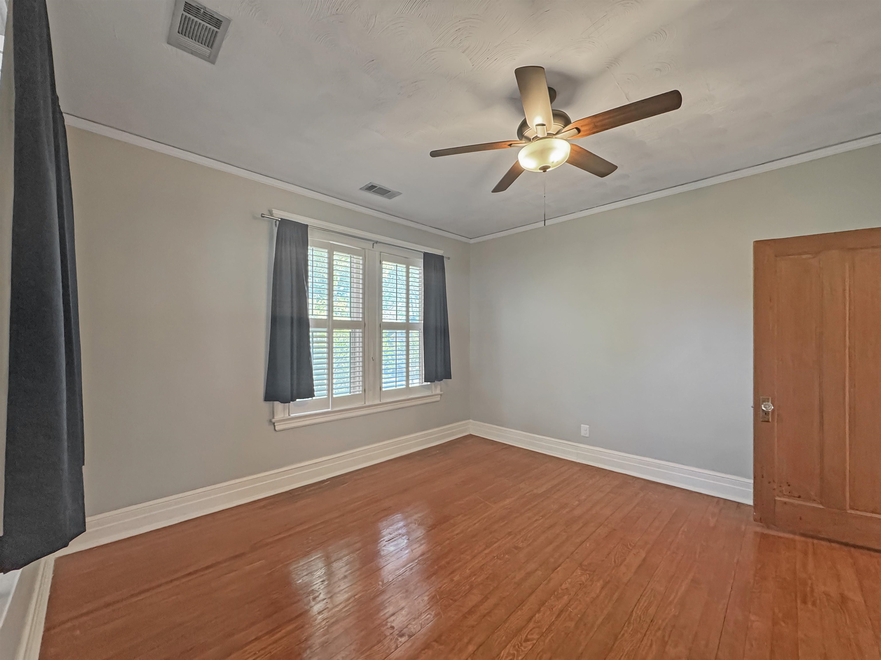 1867 Cowden Ave Property Photo 36