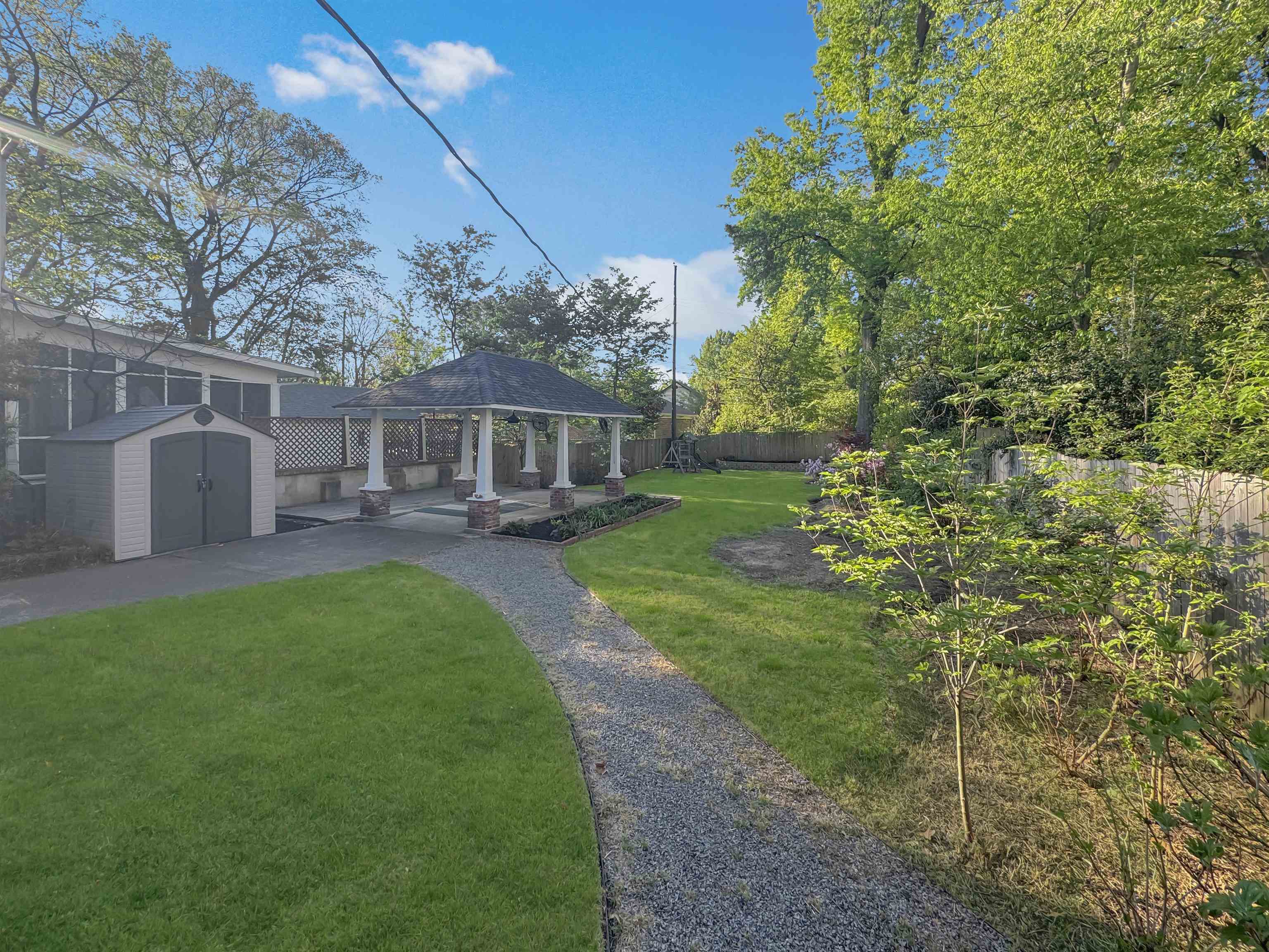 1867 Cowden Ave Property Photo 39