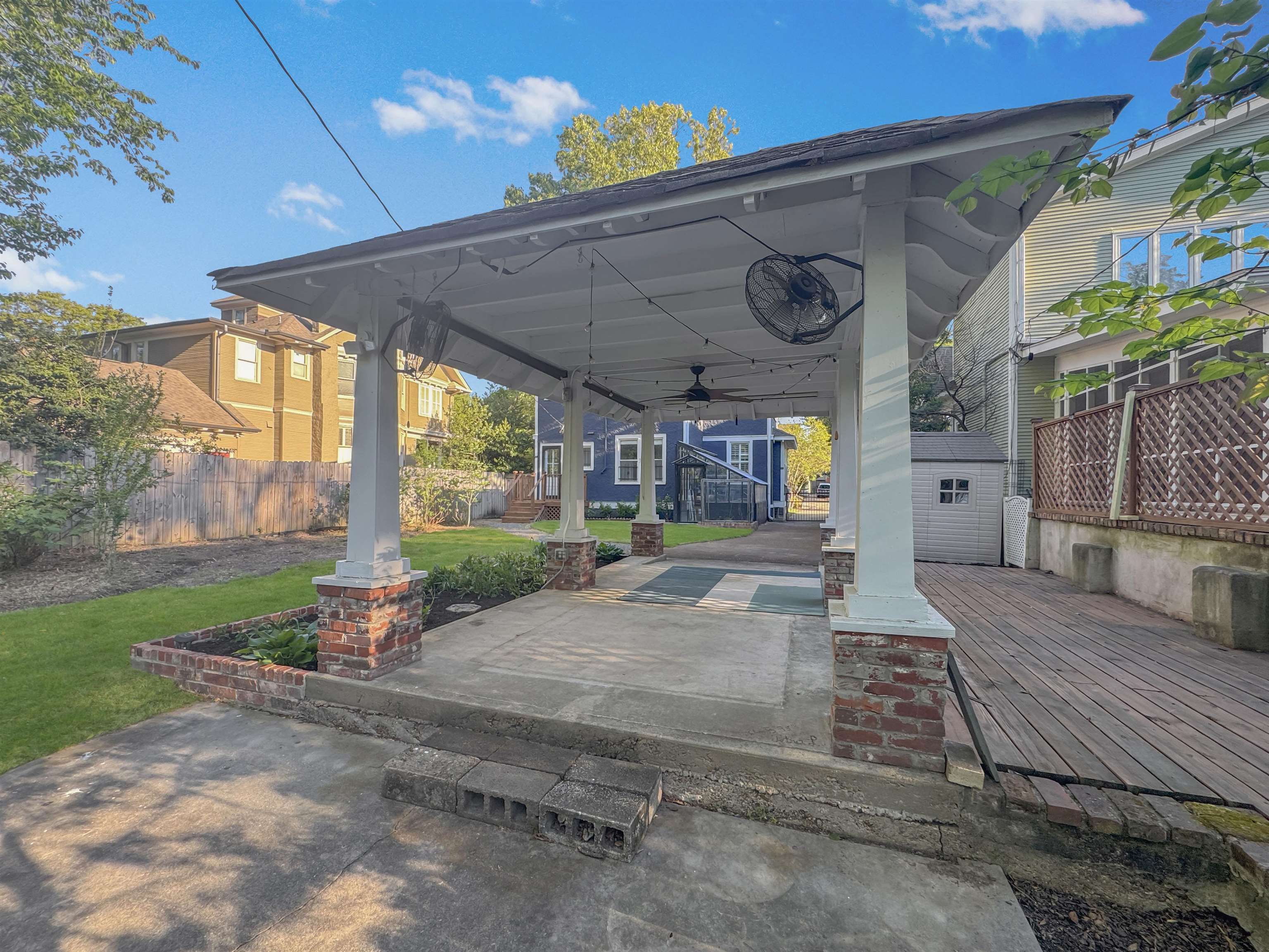 1867 Cowden Ave Property Photo 40