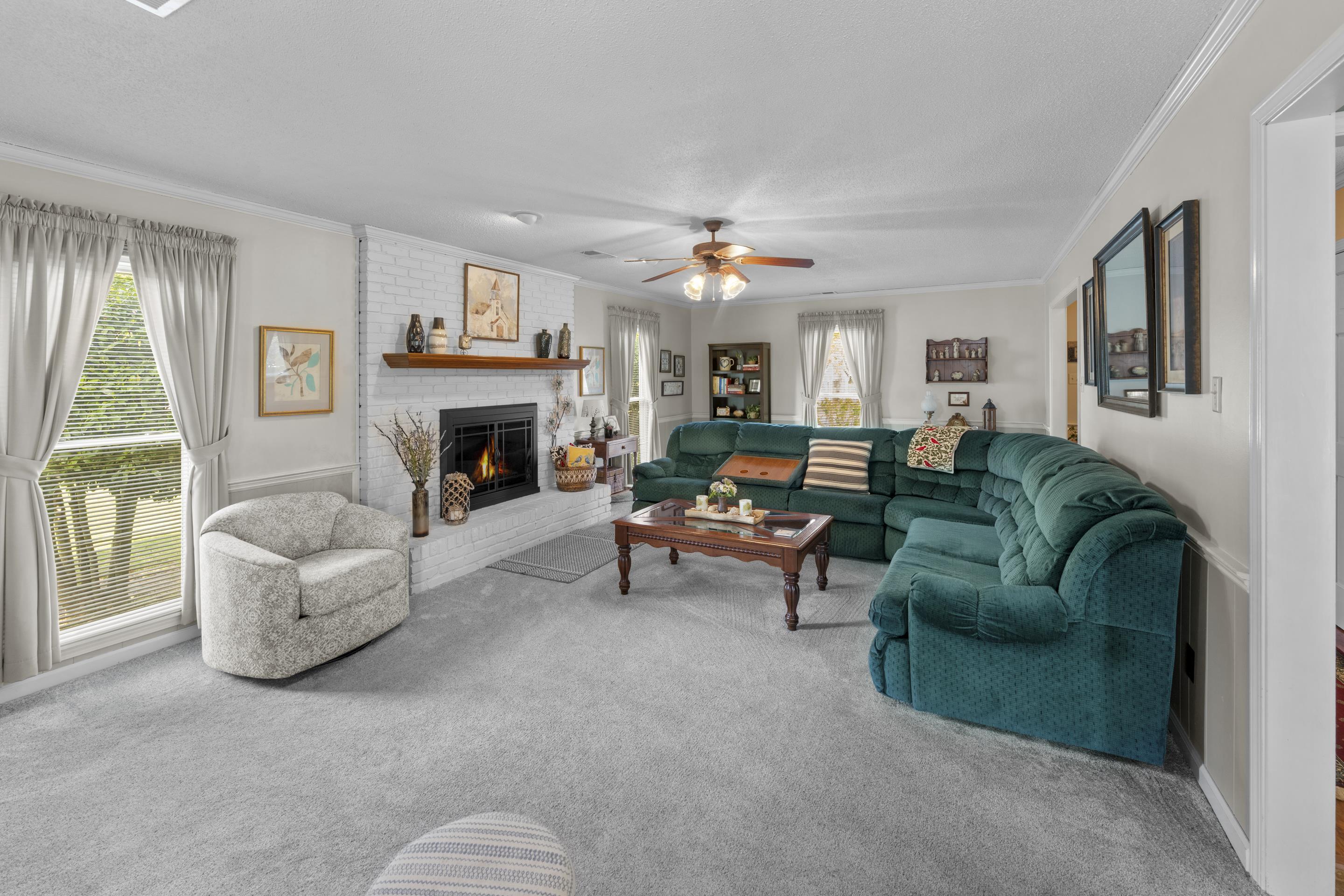 700 Lancelot Ln Property Photo 13