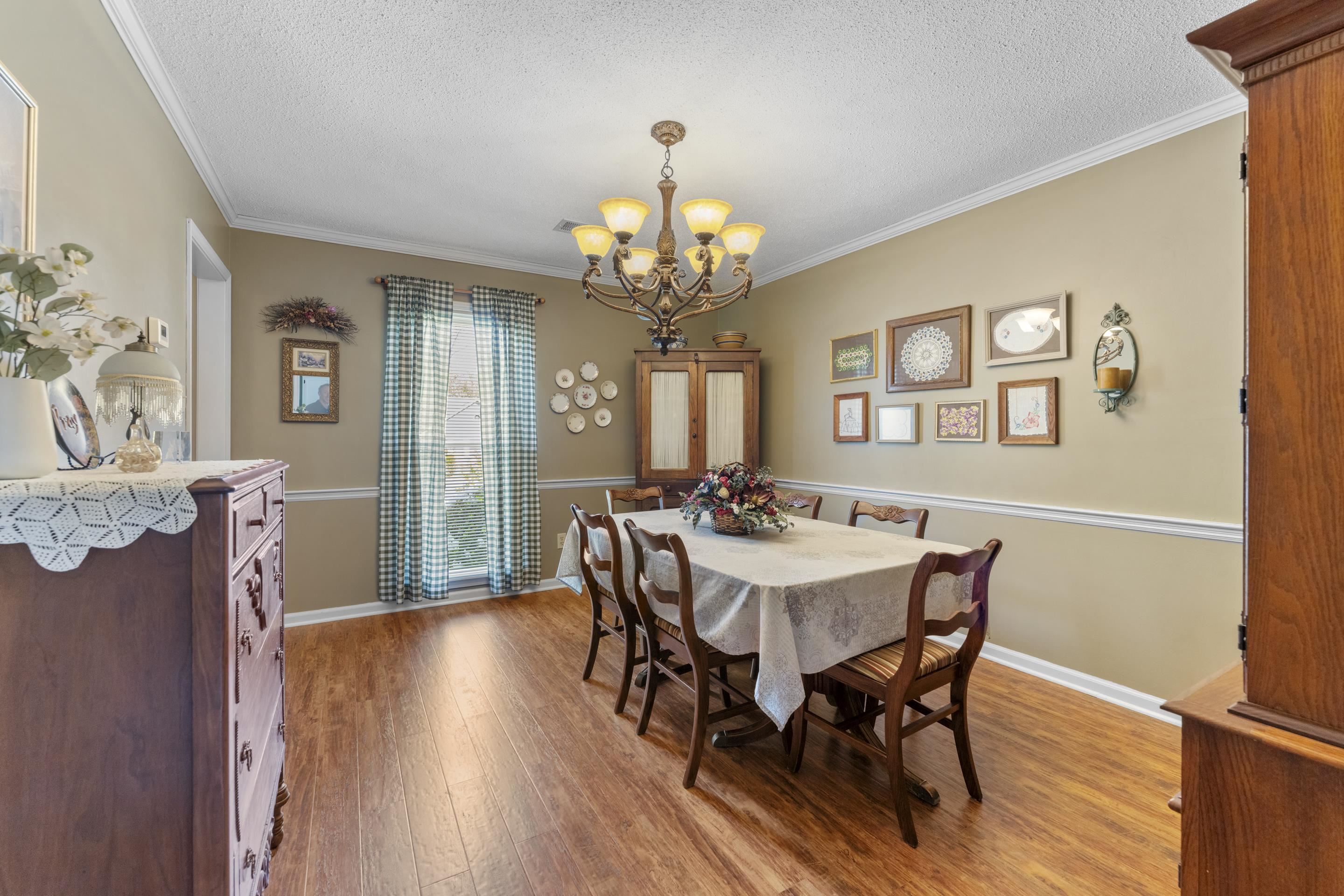 700 Lancelot Ln Property Photo 16