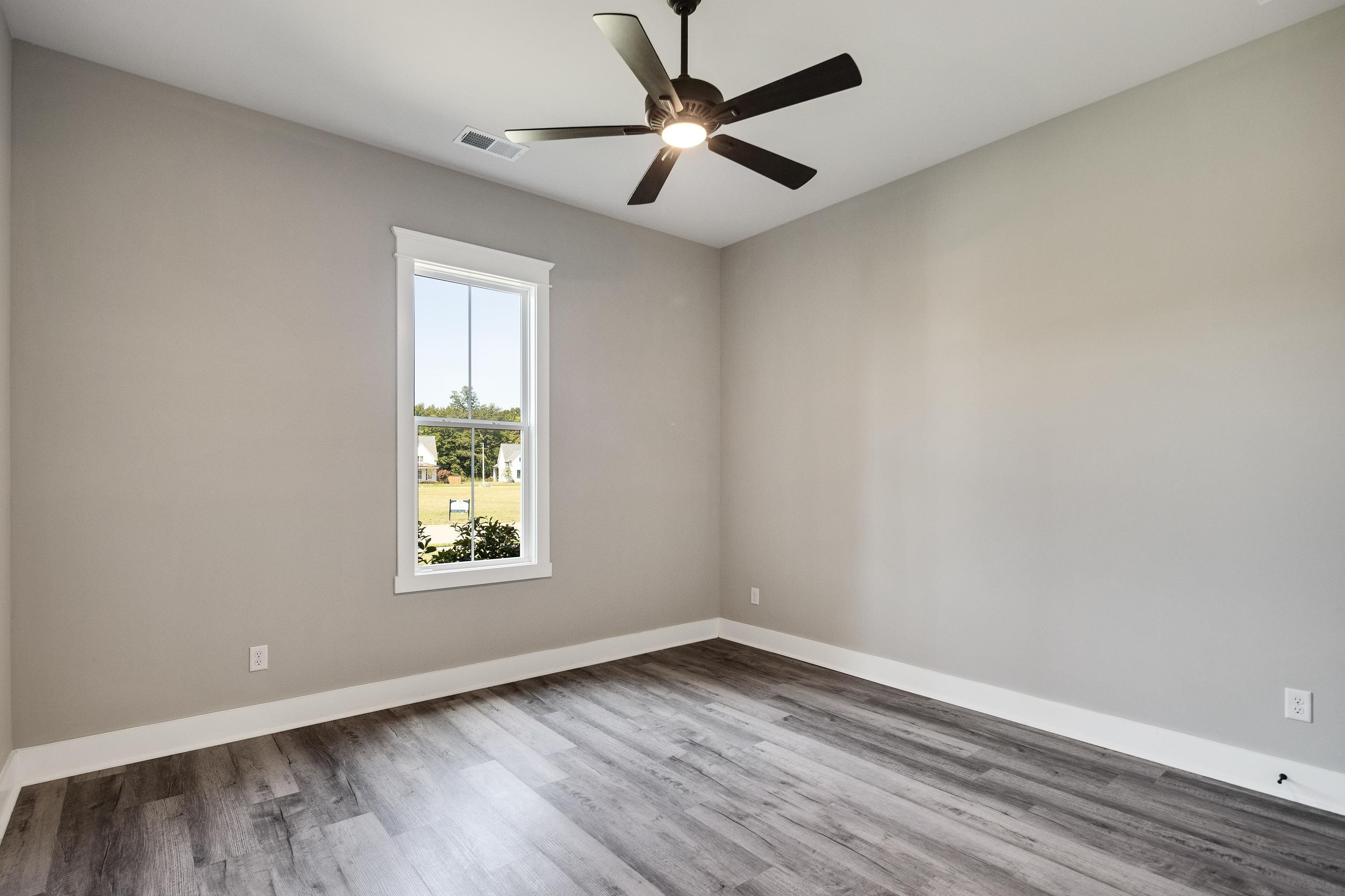 5046 Jon Oak Cv Property Photo 19
