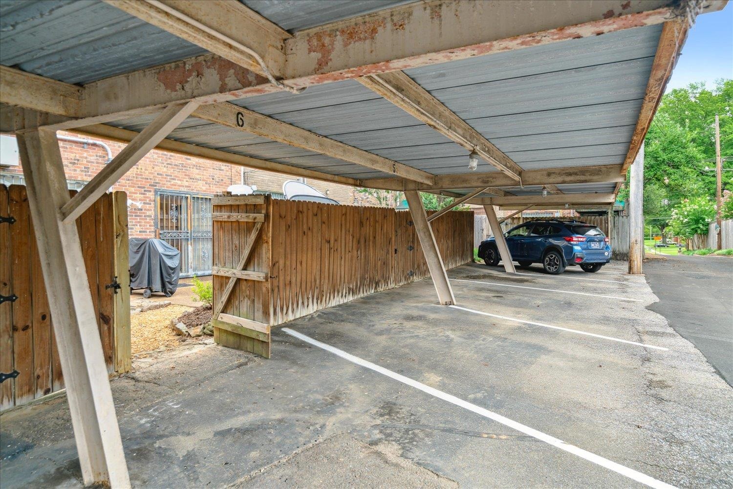 435 N Highland St 2 Property Photo 22