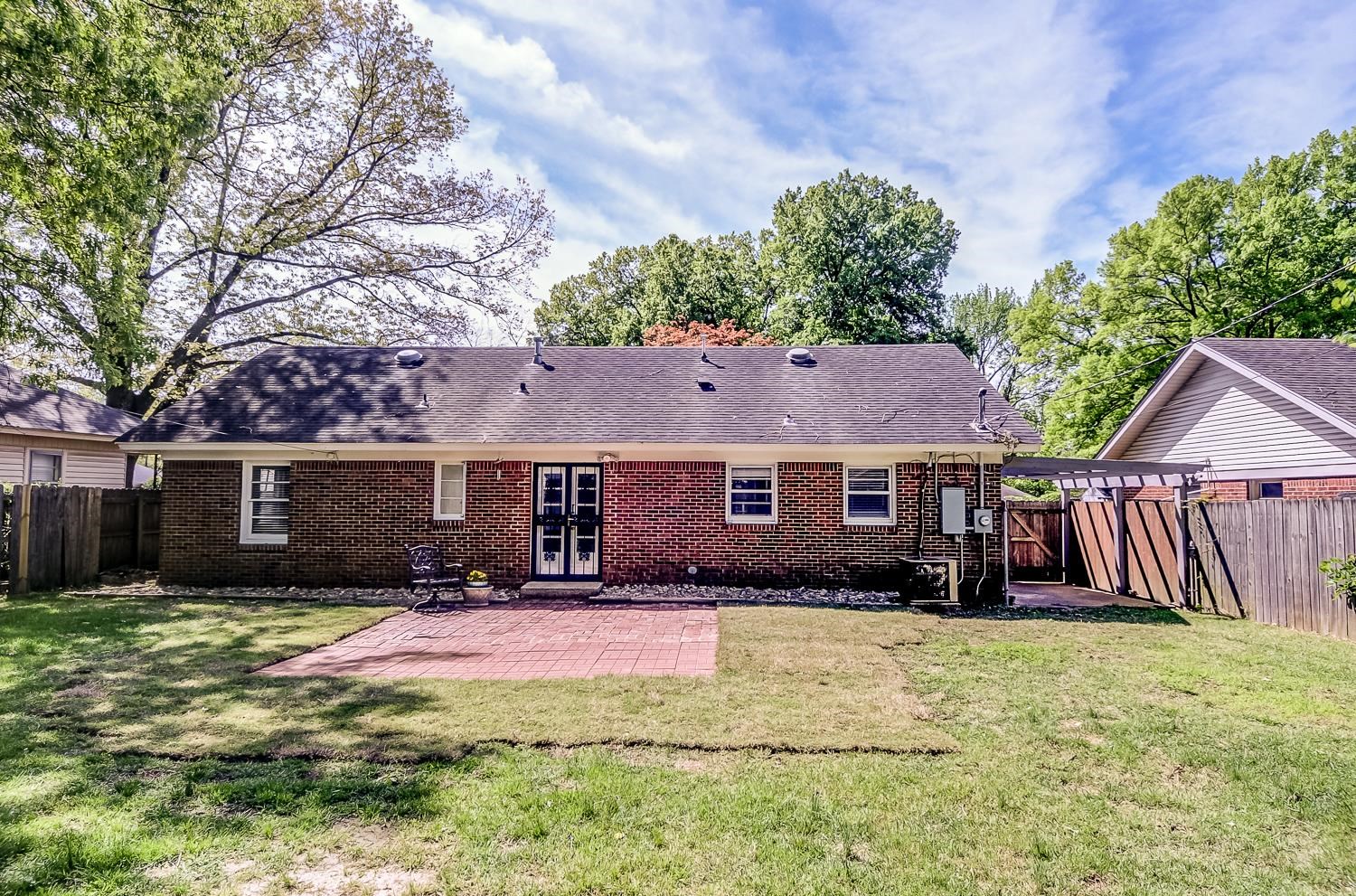 5056 Wingdale Rd Property Photo 4