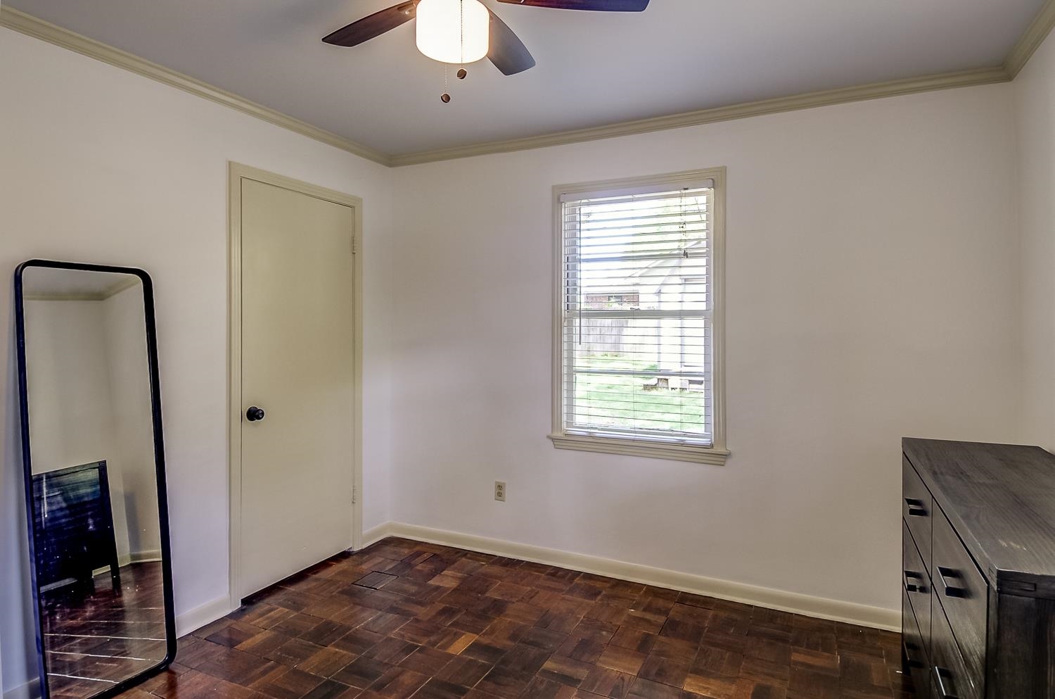 5056 Wingdale Rd Property Photo 16