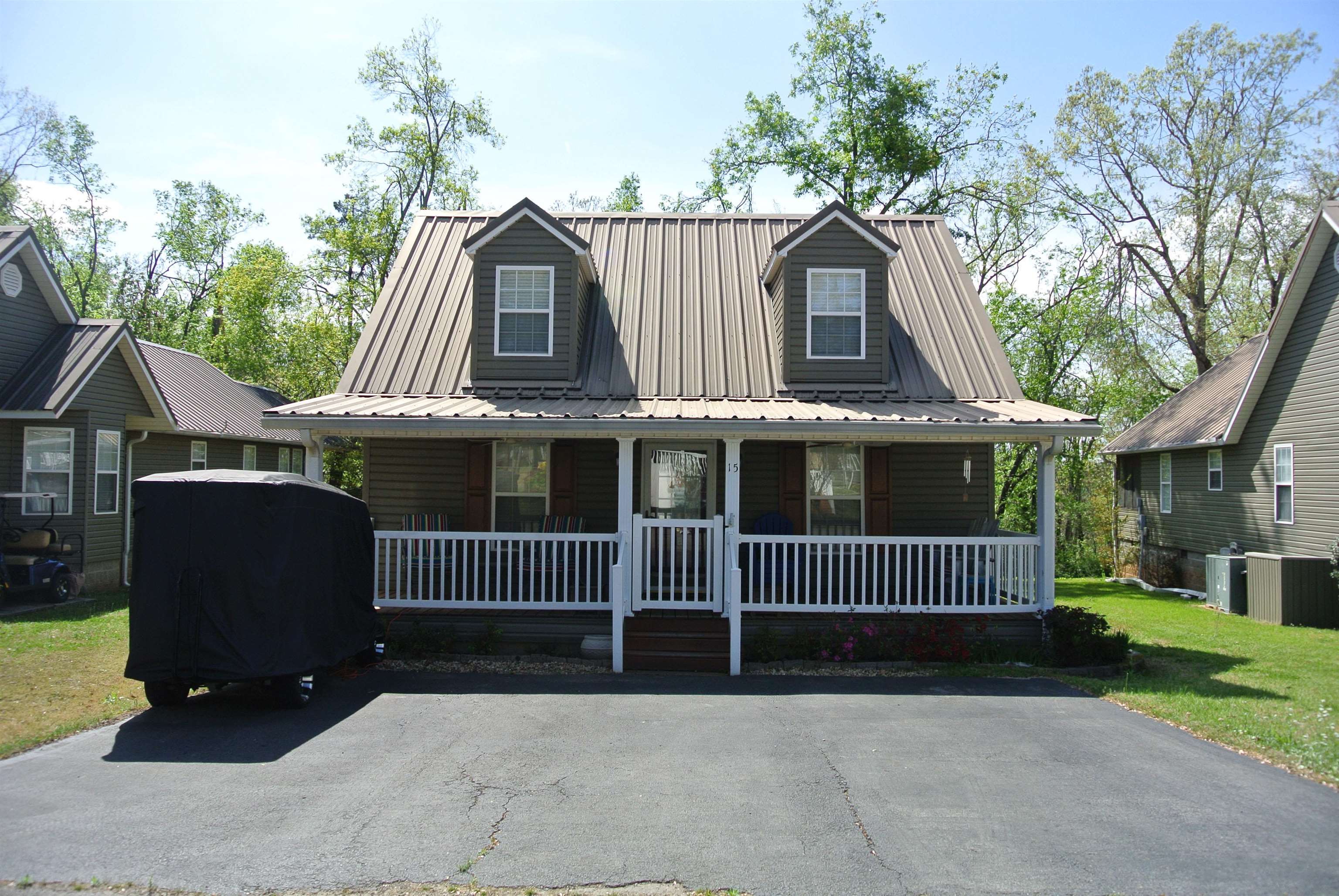 15 TAMARA TRL Property Photo 1