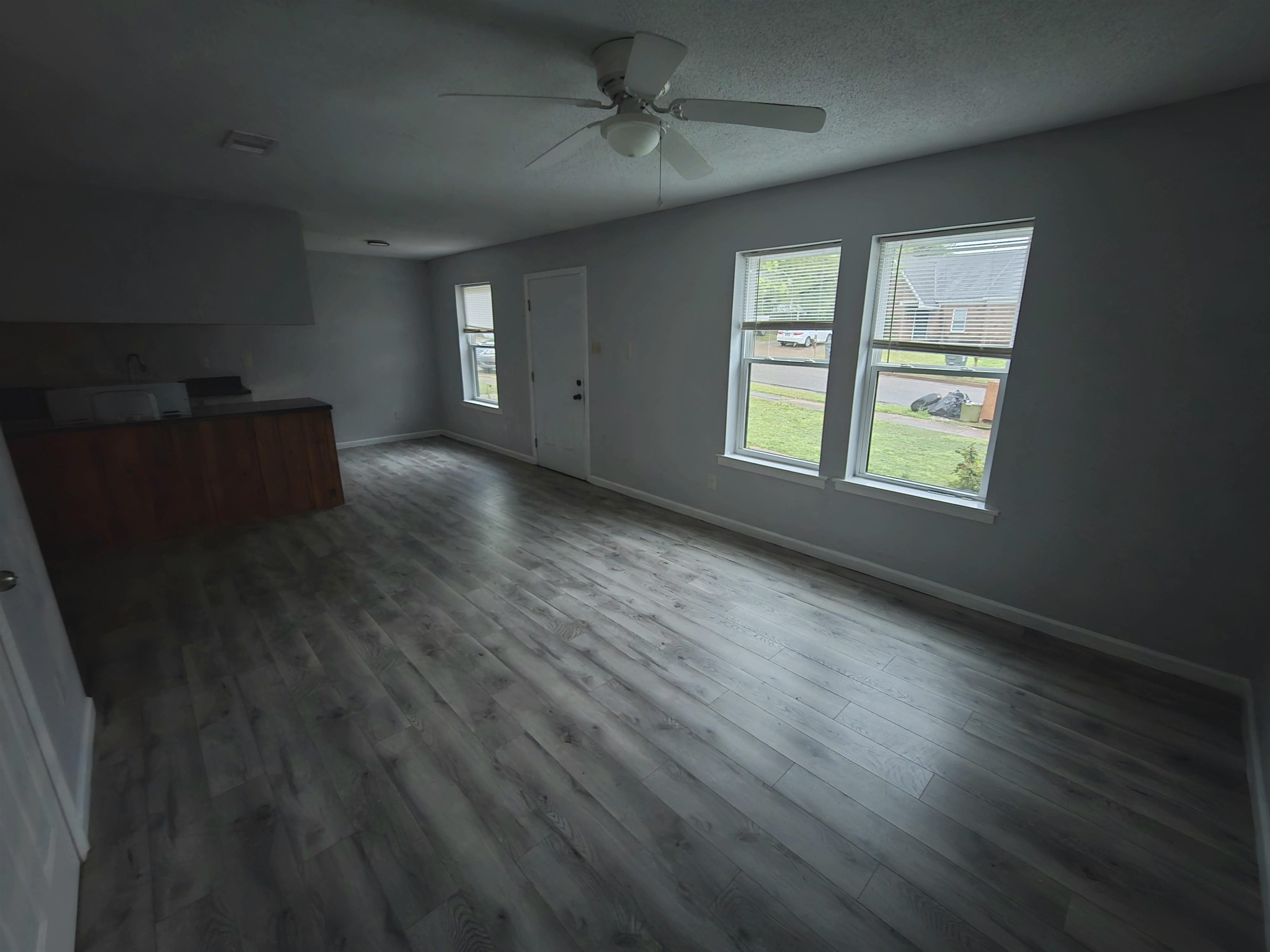6496 Wimble Rd Property Photo 4