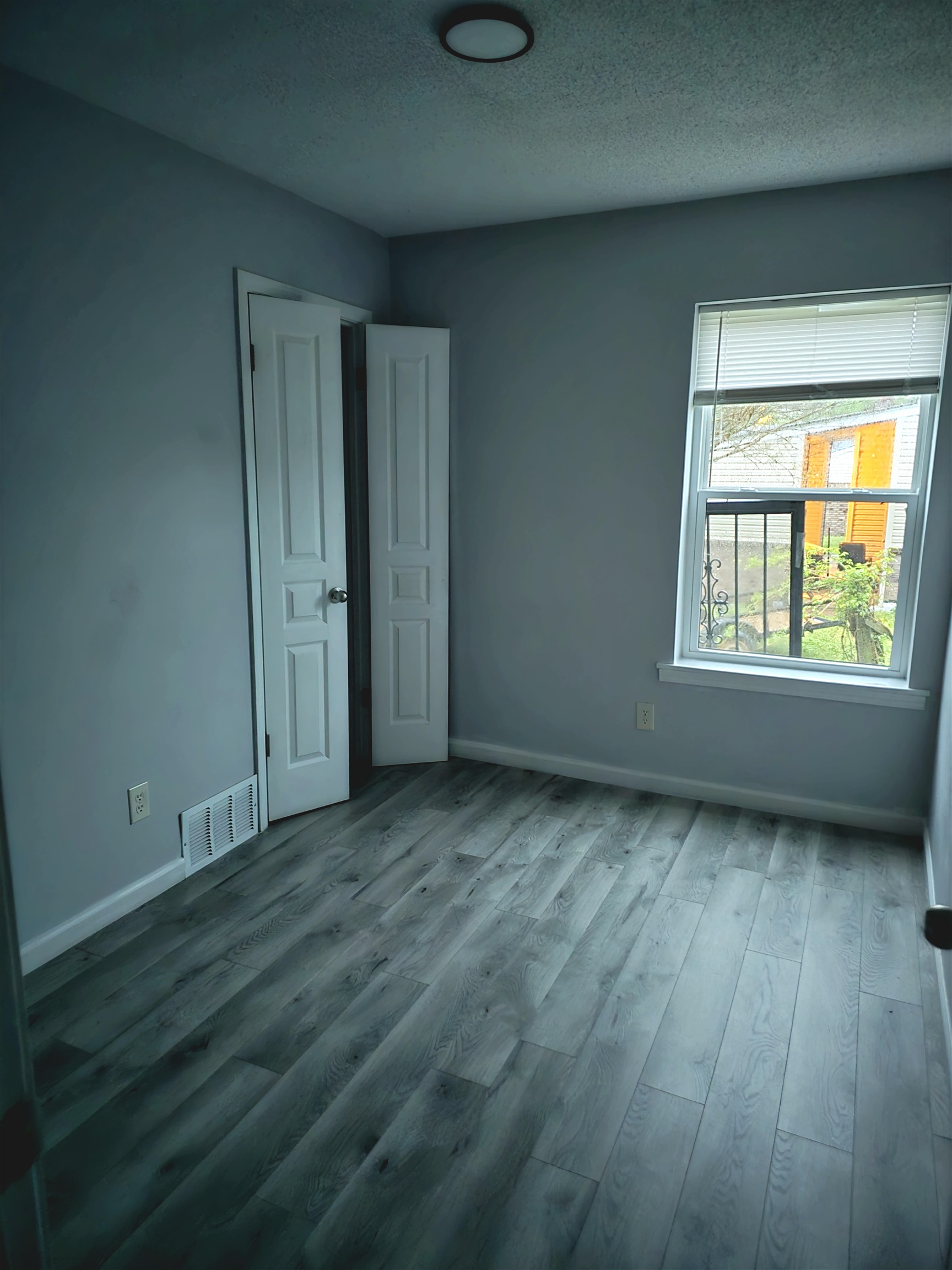 6496 Wimble Rd Property Photo 10