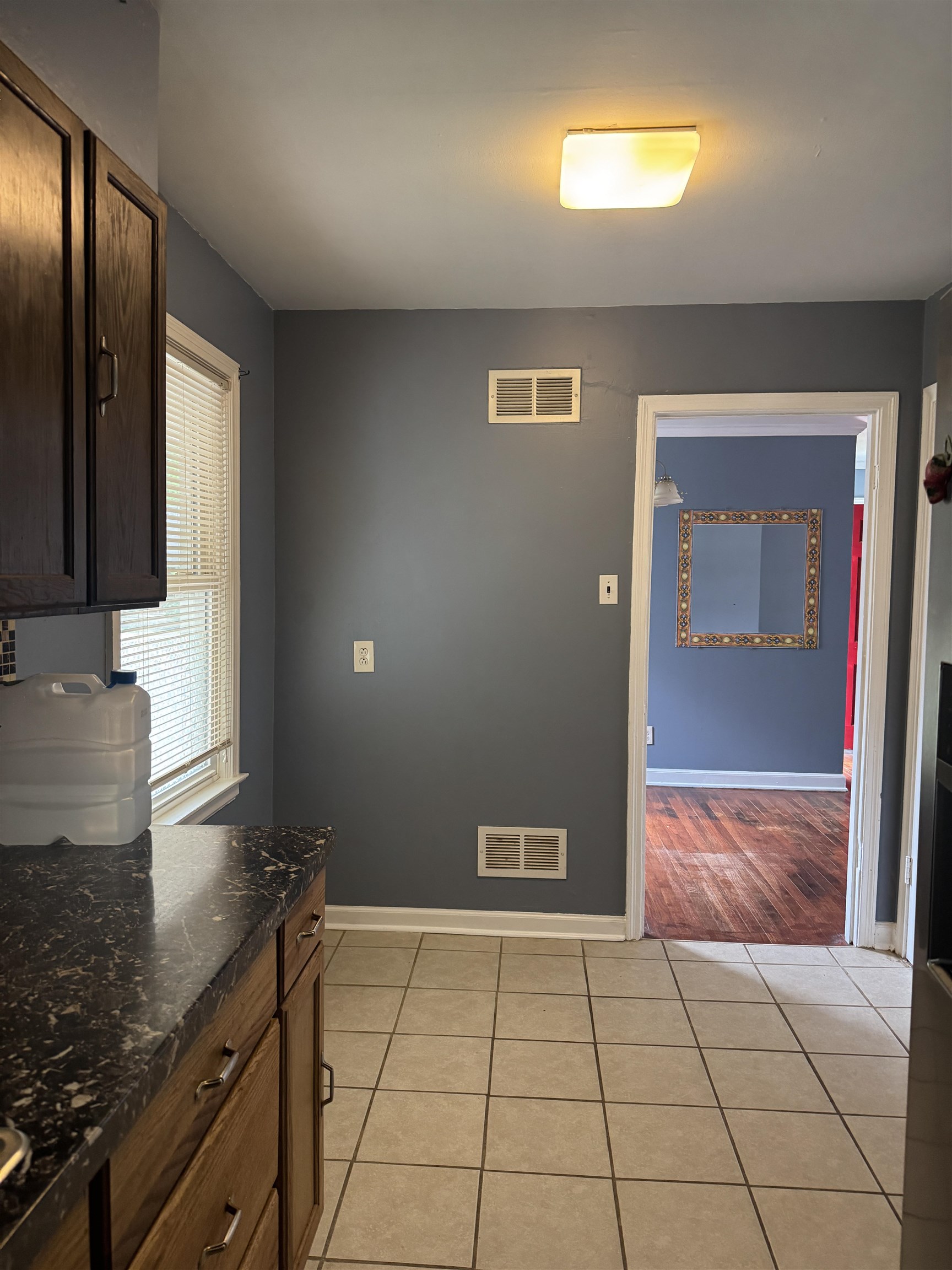 1284 Merrycrest Dr Property Photo 10
