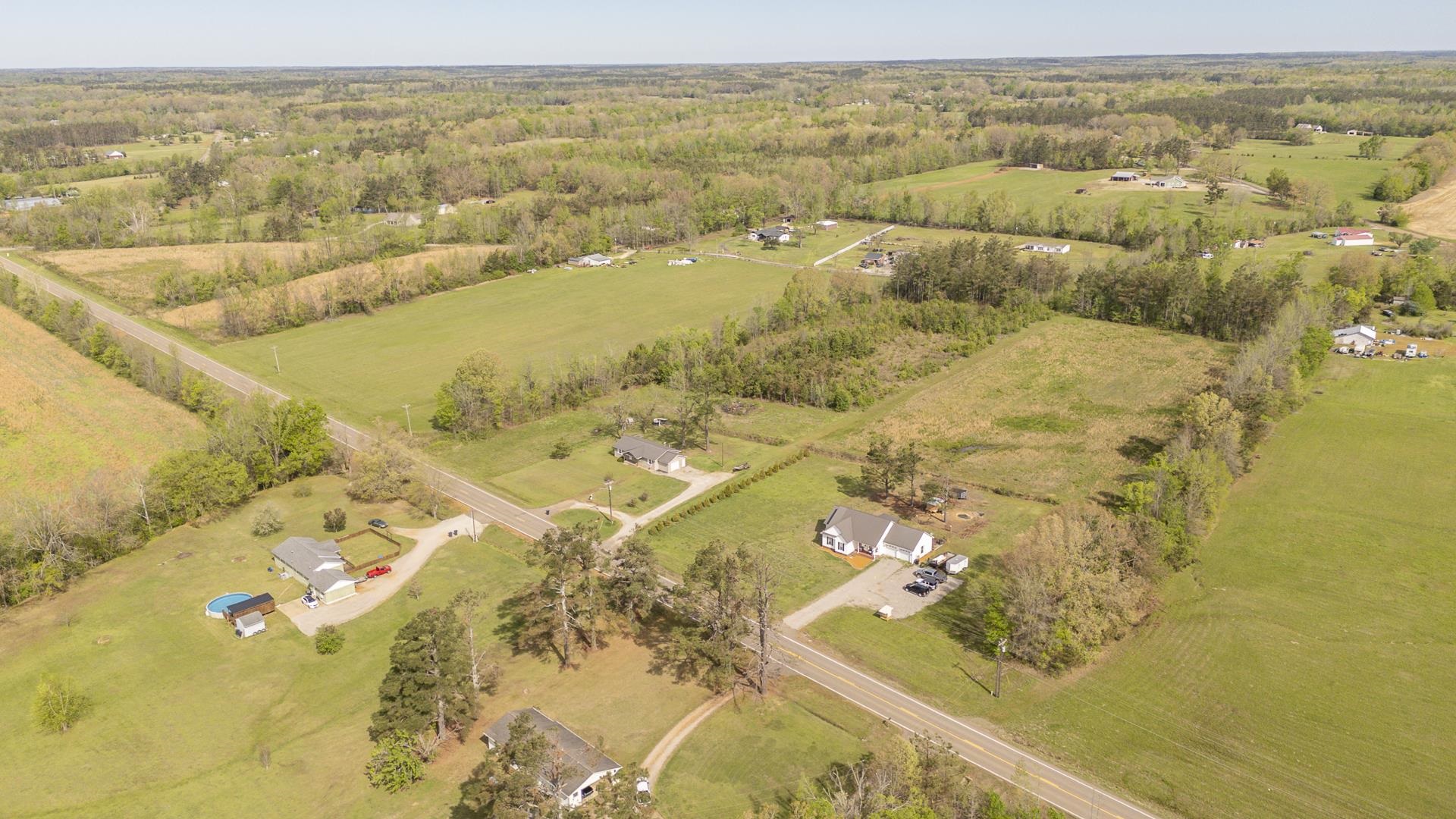4970 57 Hwy Property Photo 36