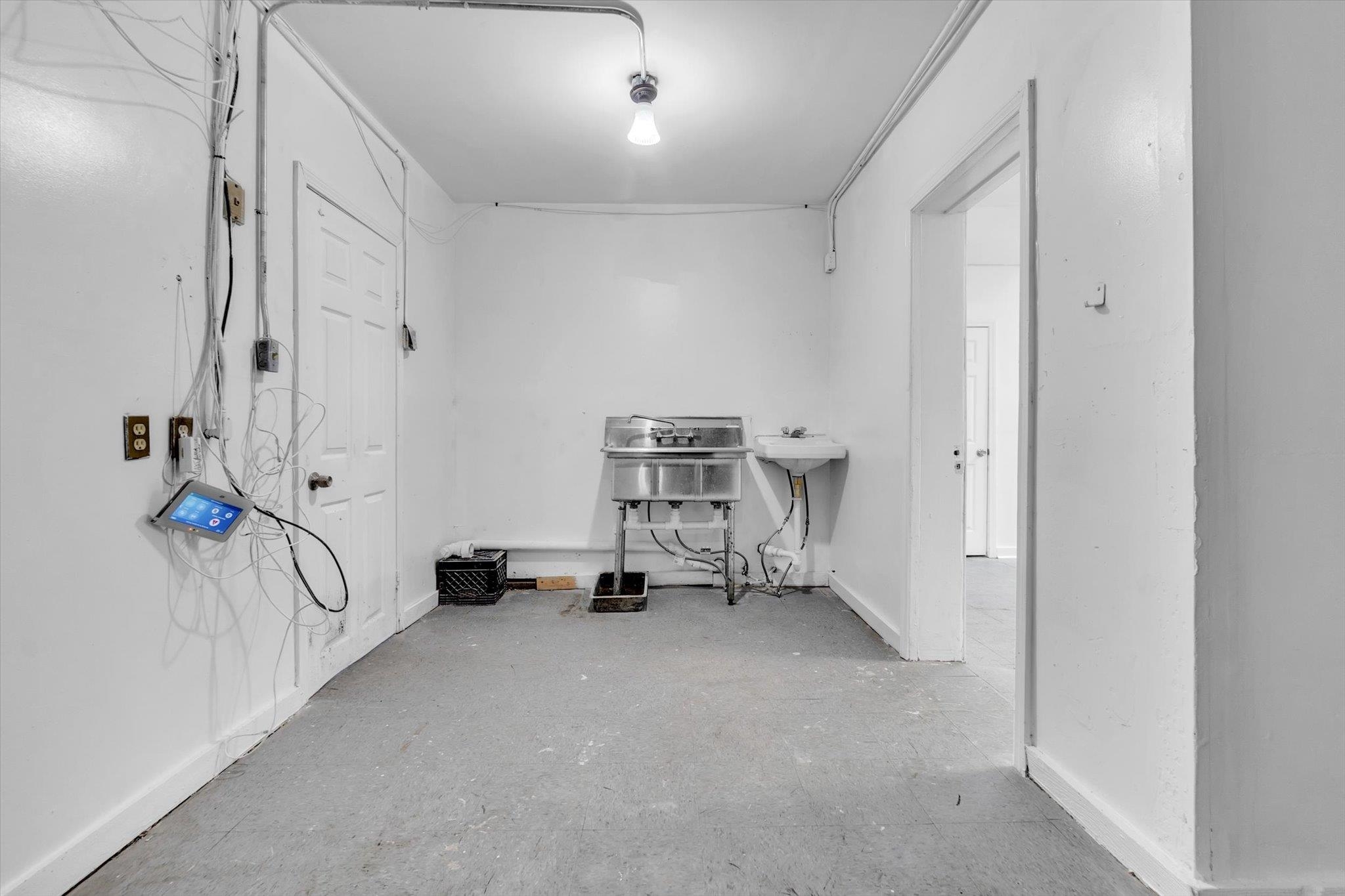 1109 Springdale St Property Photo 10