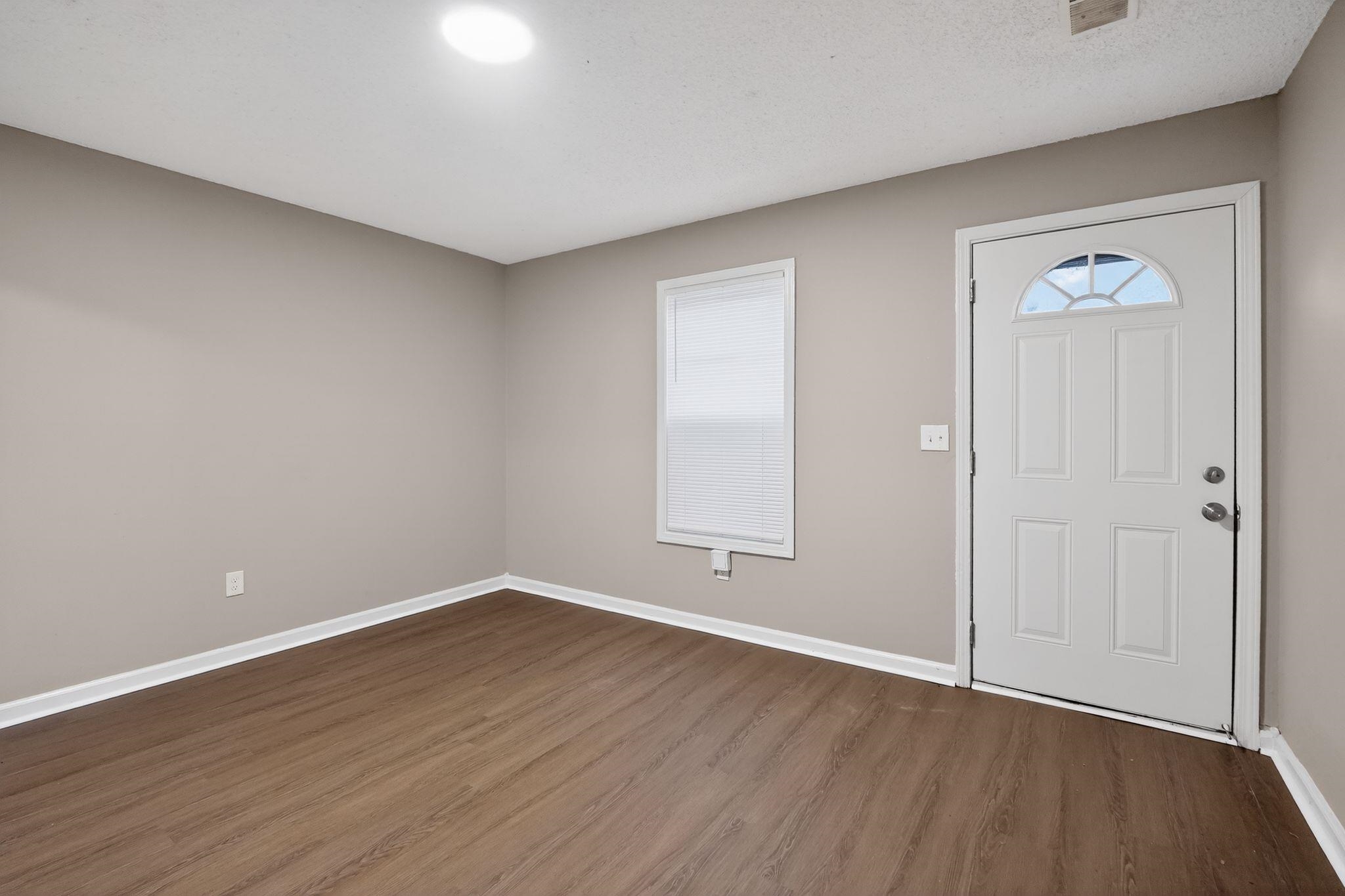 4725 Lofts Rd Property Photo 7