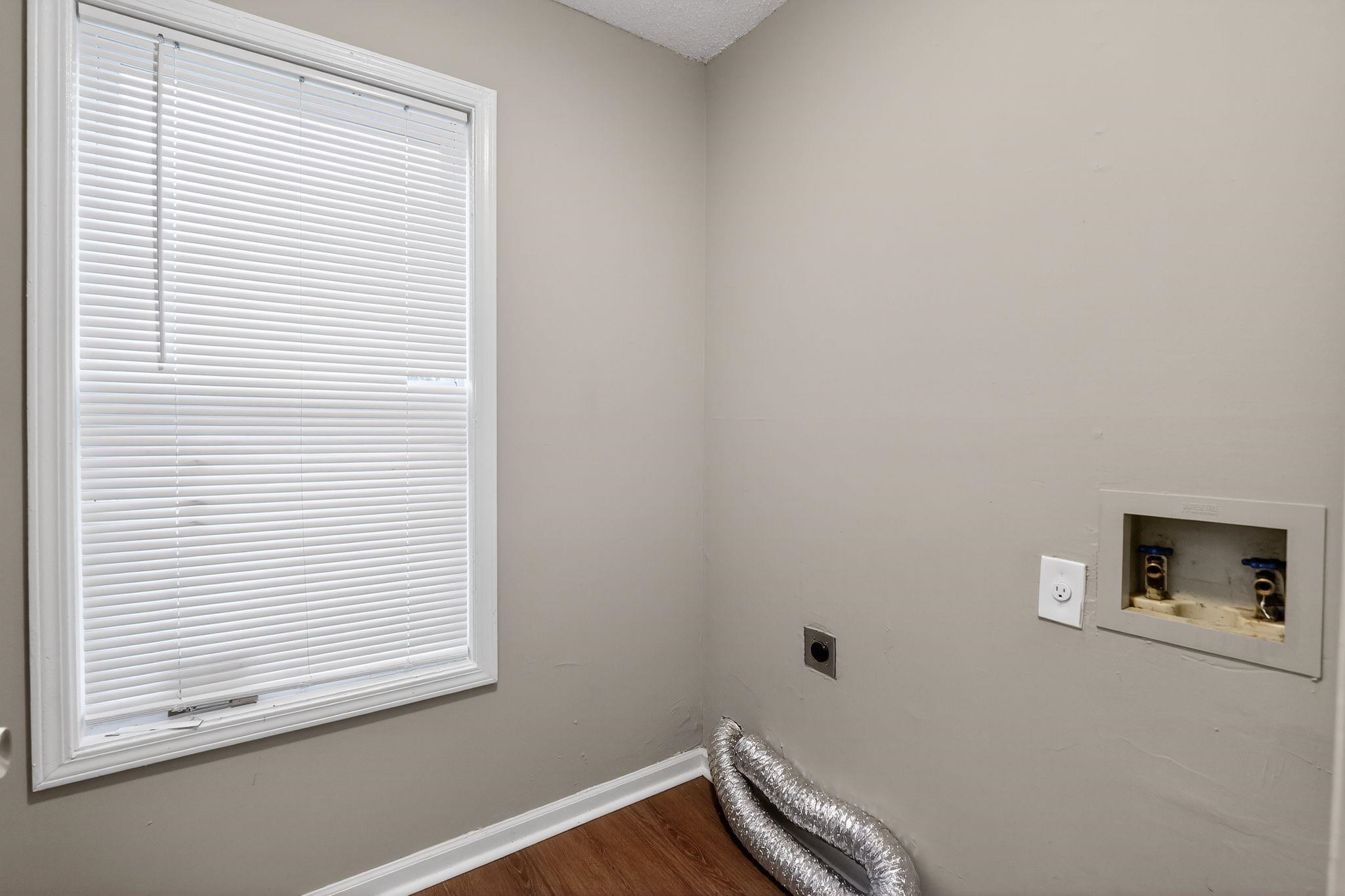 4725 Lofts Rd Property Photo 25
