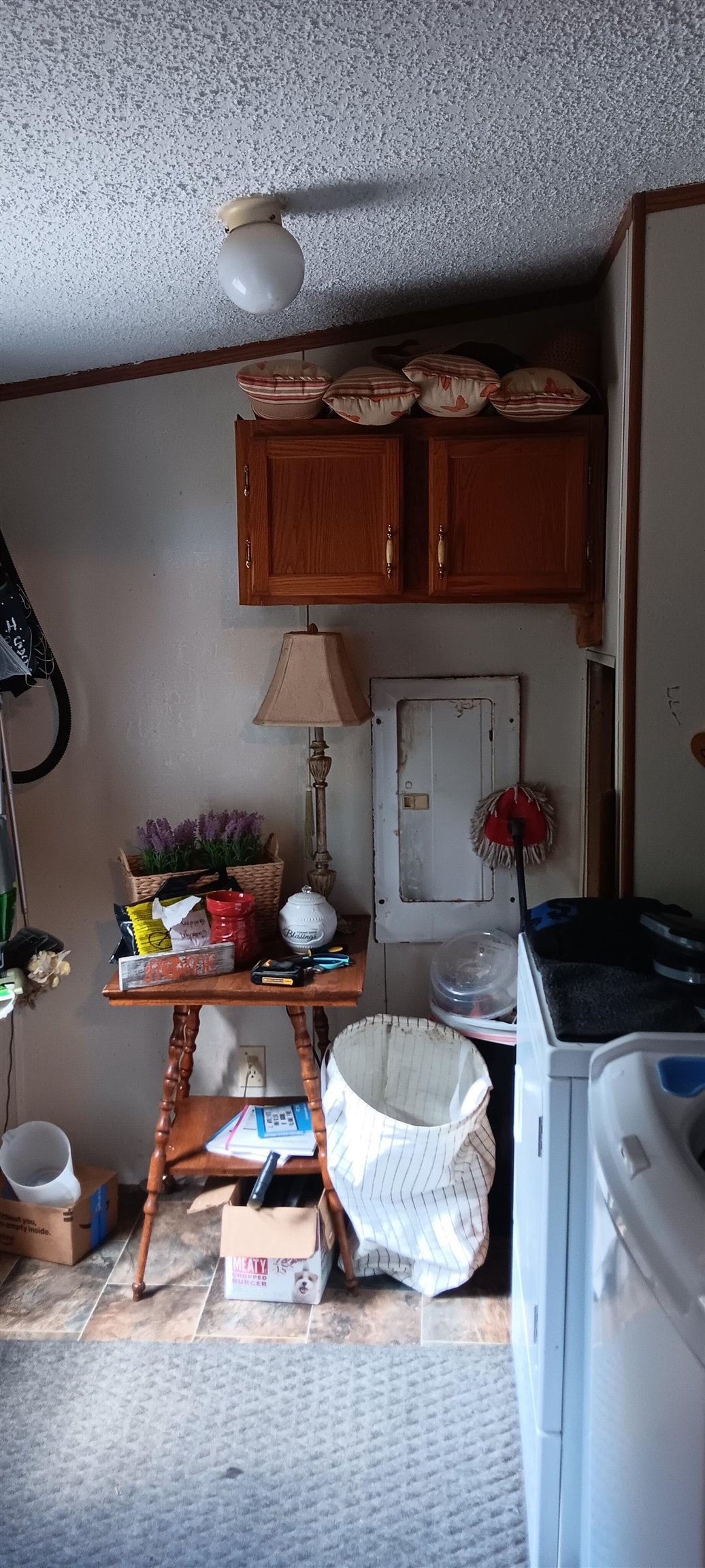 100 Academy Rd Property Photo 17