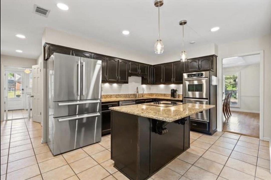 947 Rolling Oaks Ln Property Photo 10