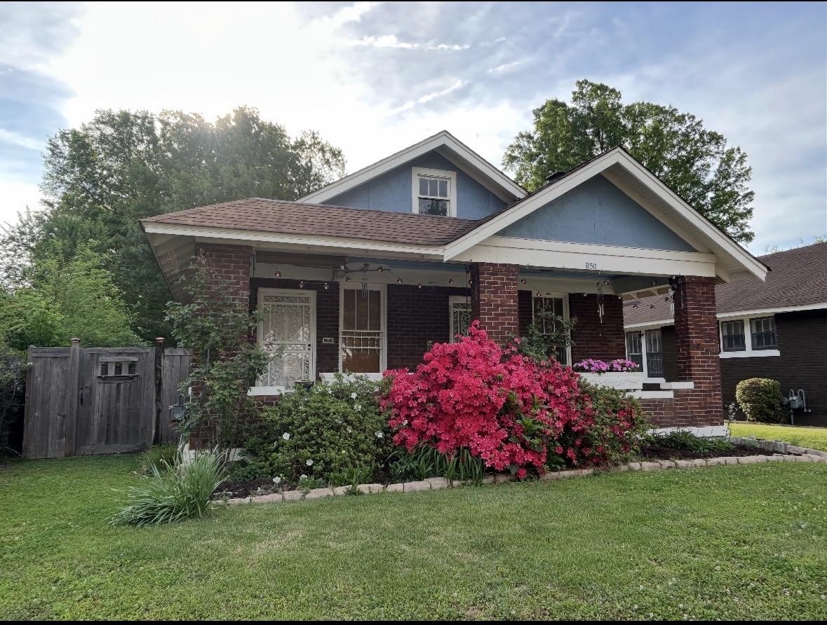 850 N WILLETT CIR Property Photo 1