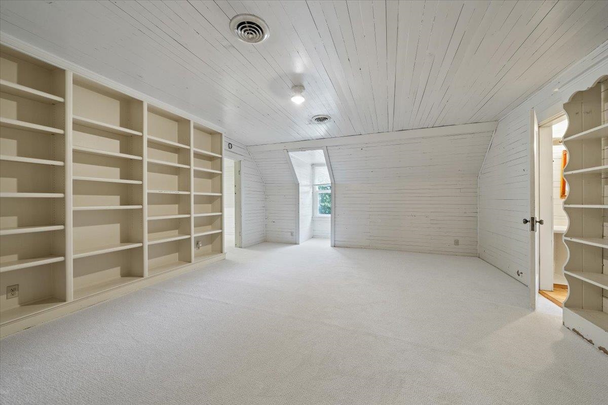 230 Levy Dr Property Photo 27