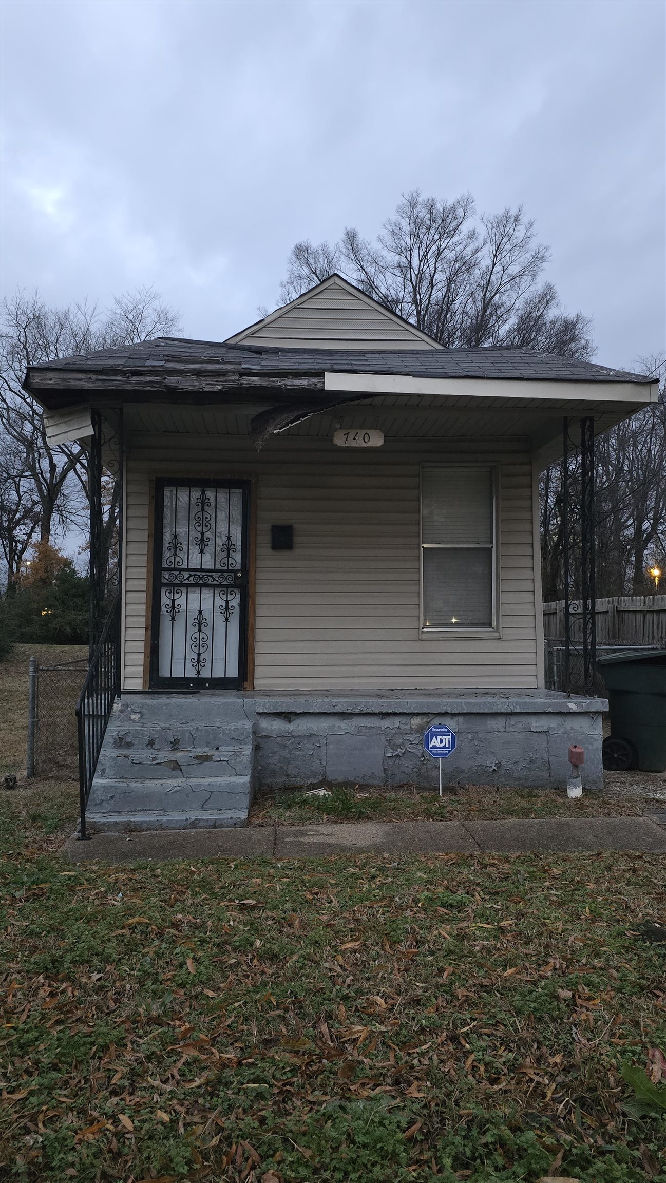 740 Marble Ave Property Photo 1