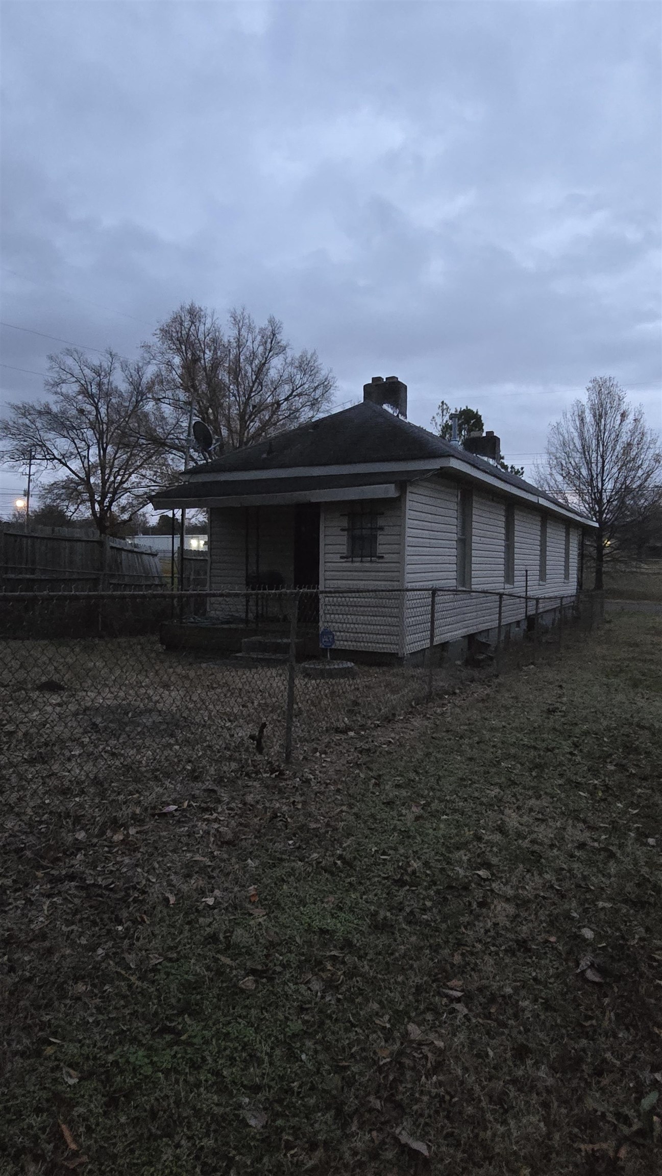 740 Marble Ave Property Photo 3