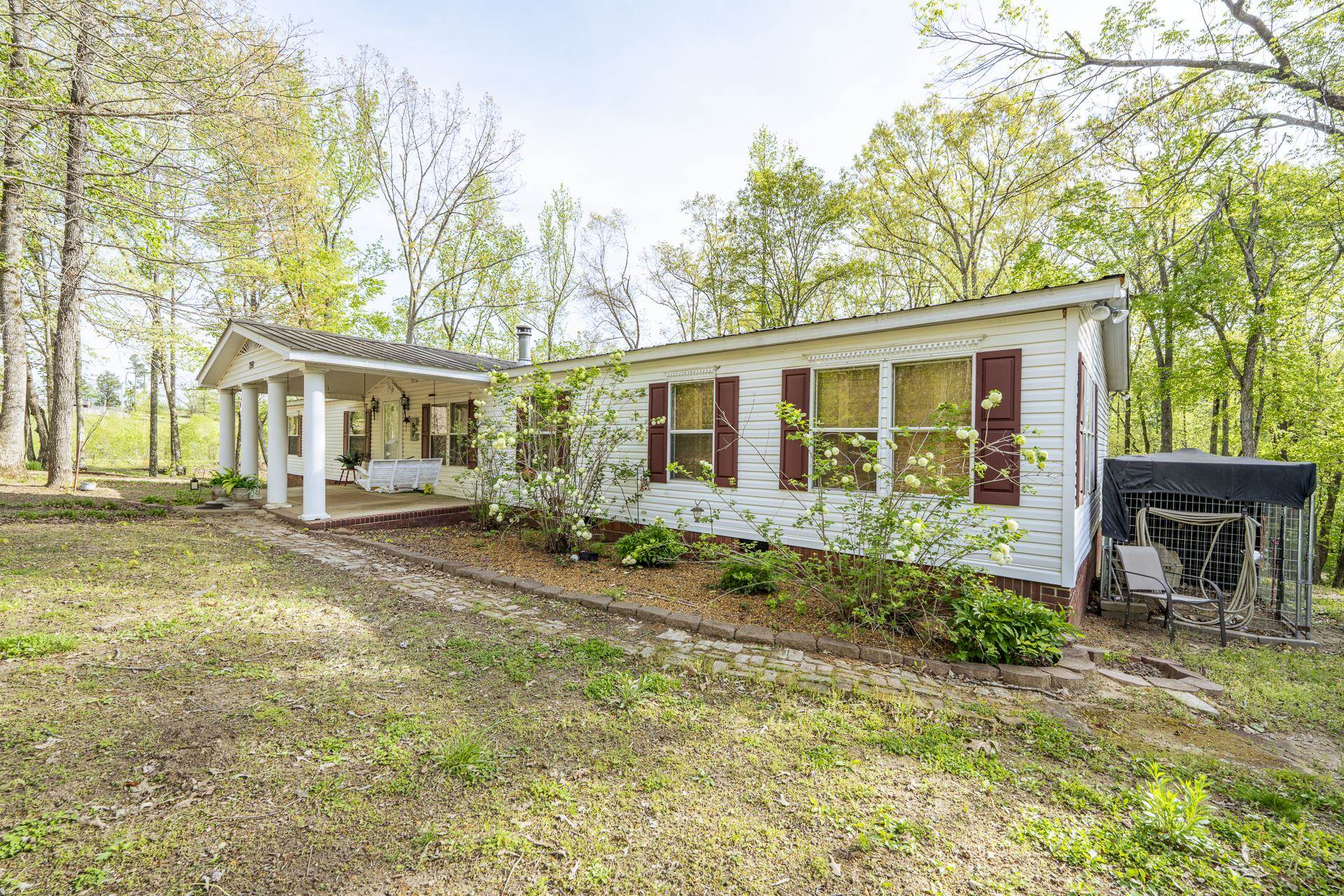750 Taylor Rd Property Photo 38